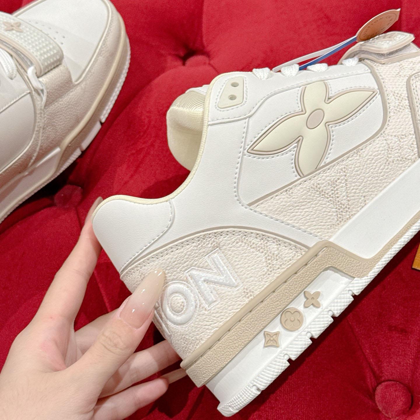 Louis Vuitton LV Trainer Sneaker   1AHTUG - DesignerGu