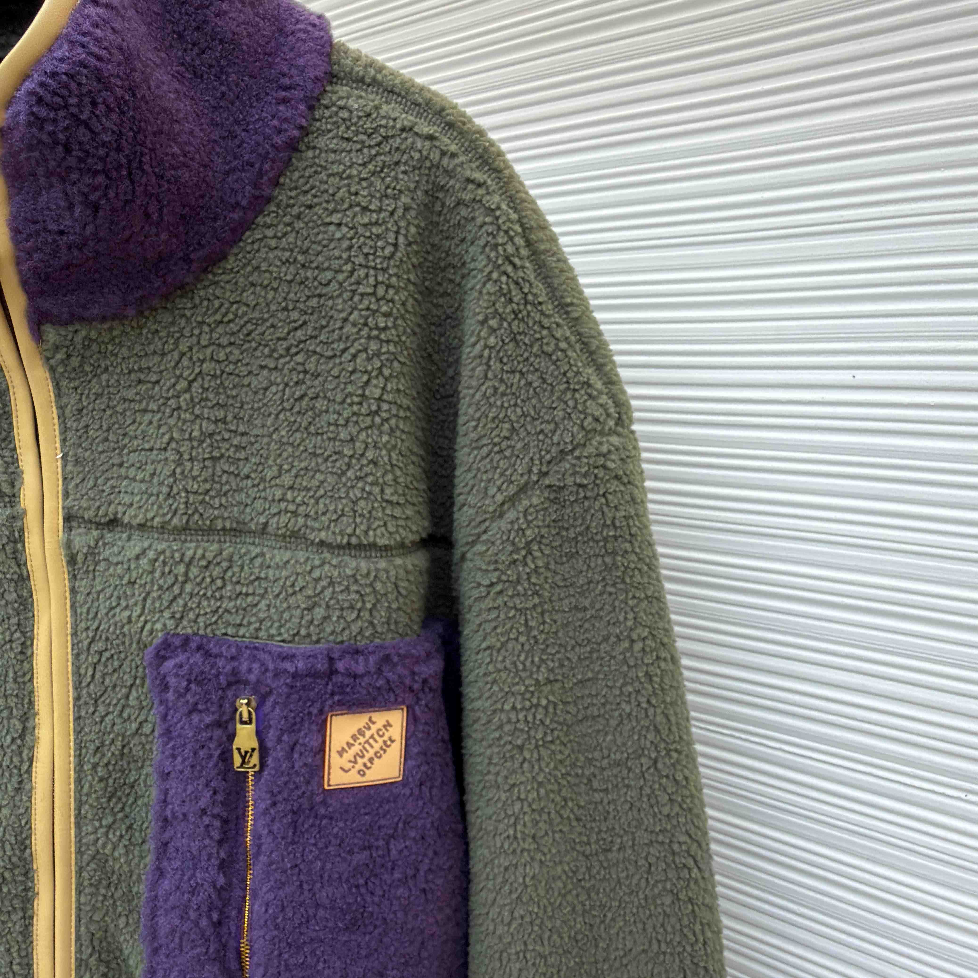 Louis Vuitton Shearling Jacket   1AJUSY - DesignerGu