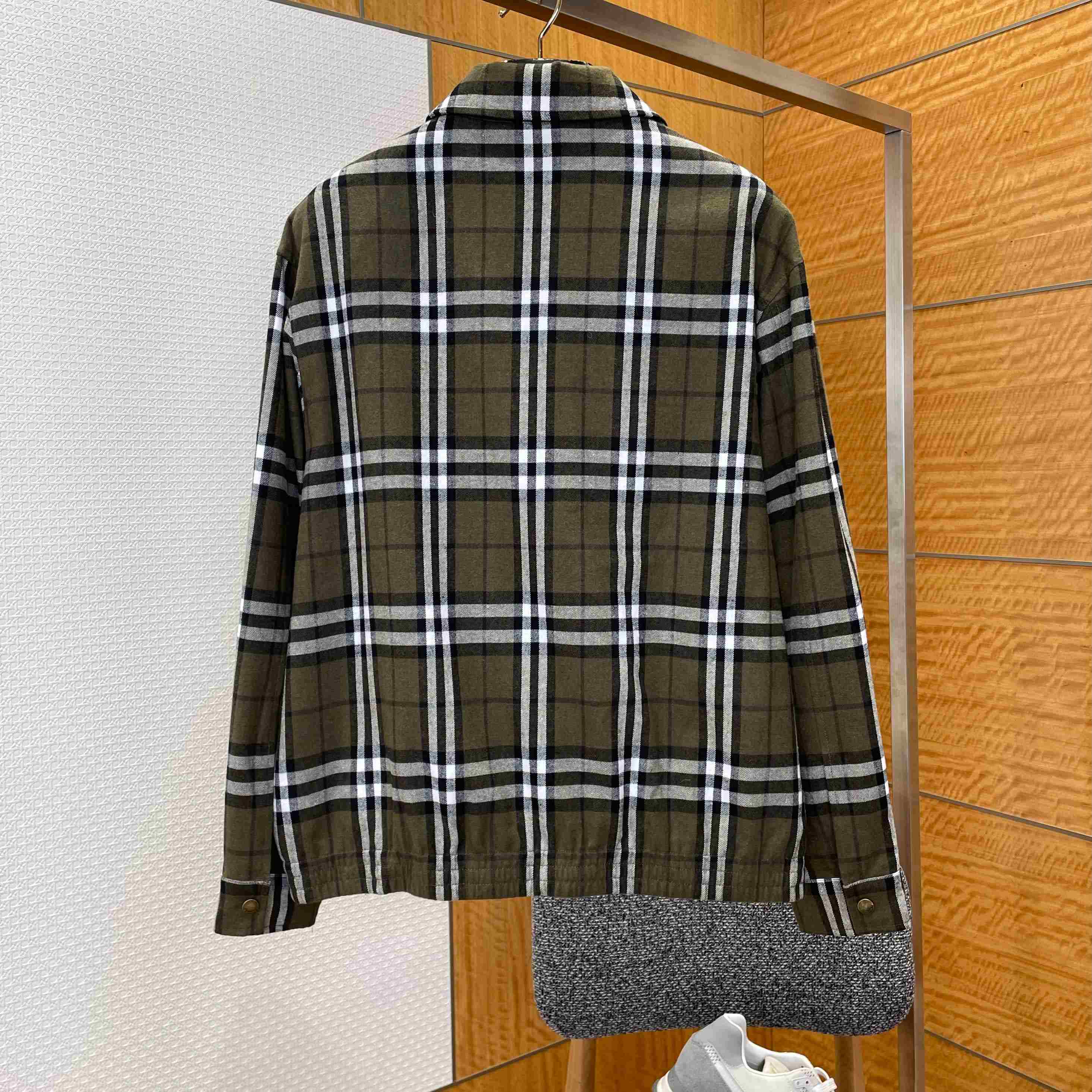 Burberry Harrington Bomber Jacket - DesignerGu