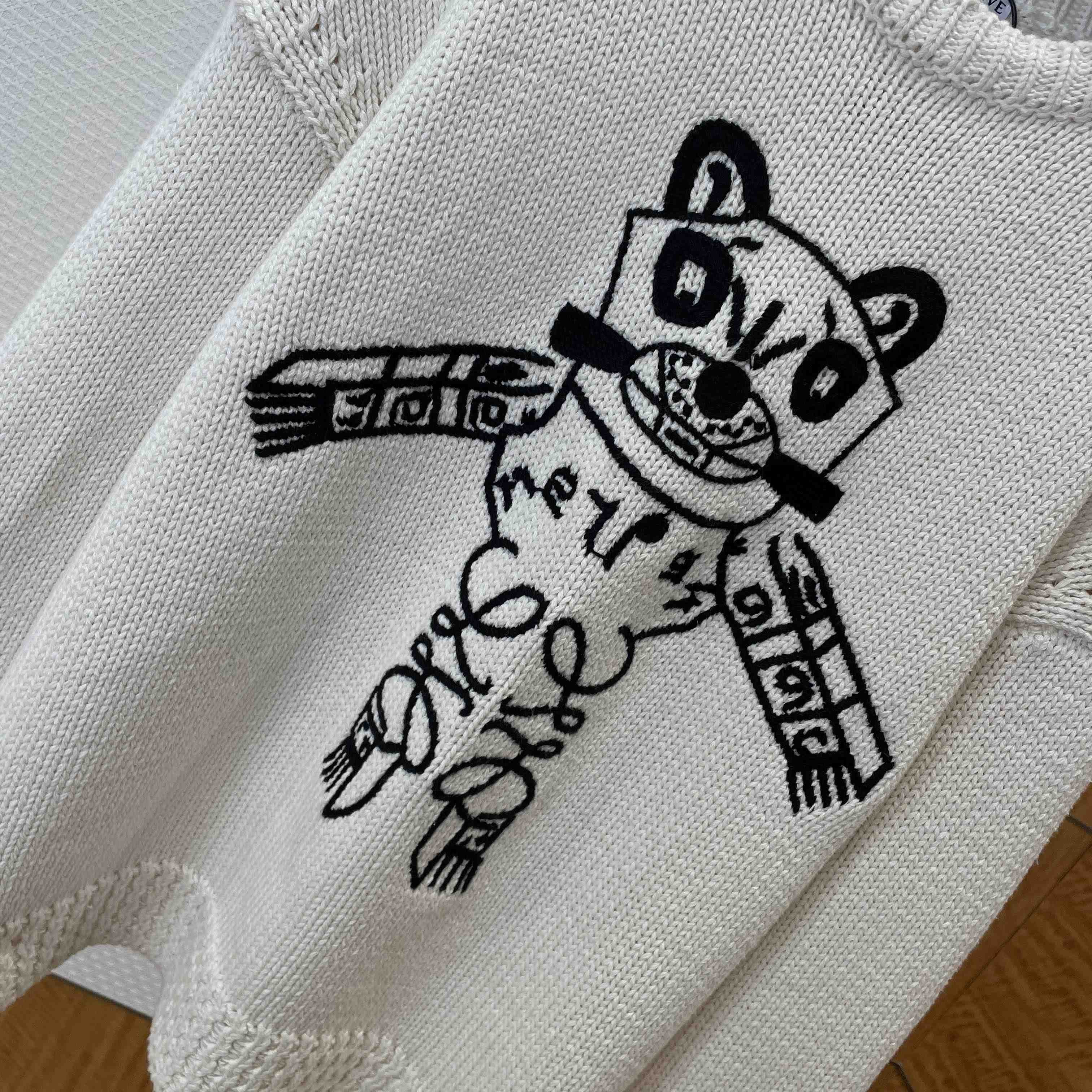 Loewe Sweater In Wool - DesignerGu