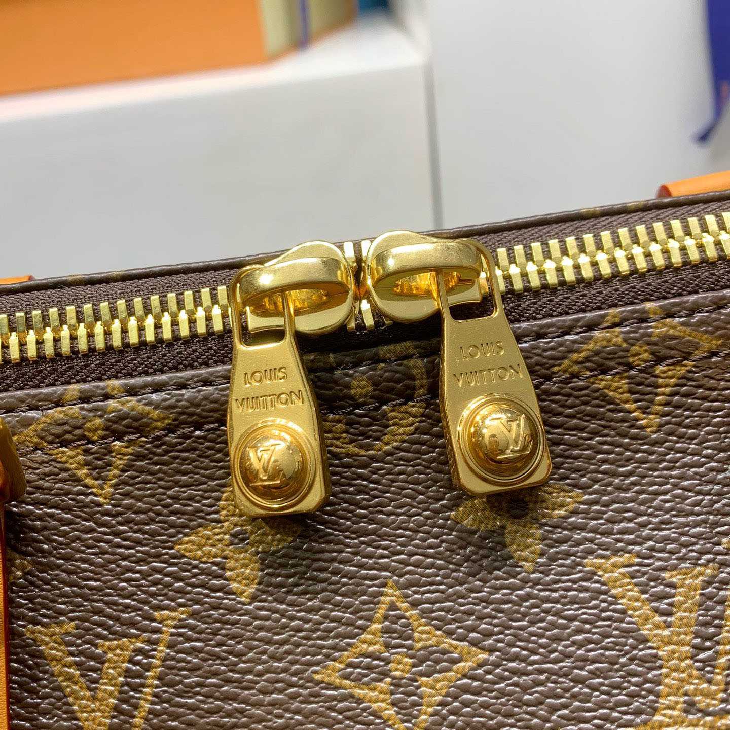 Louis Vuitton Needle Bag M28116 - DesignerGu