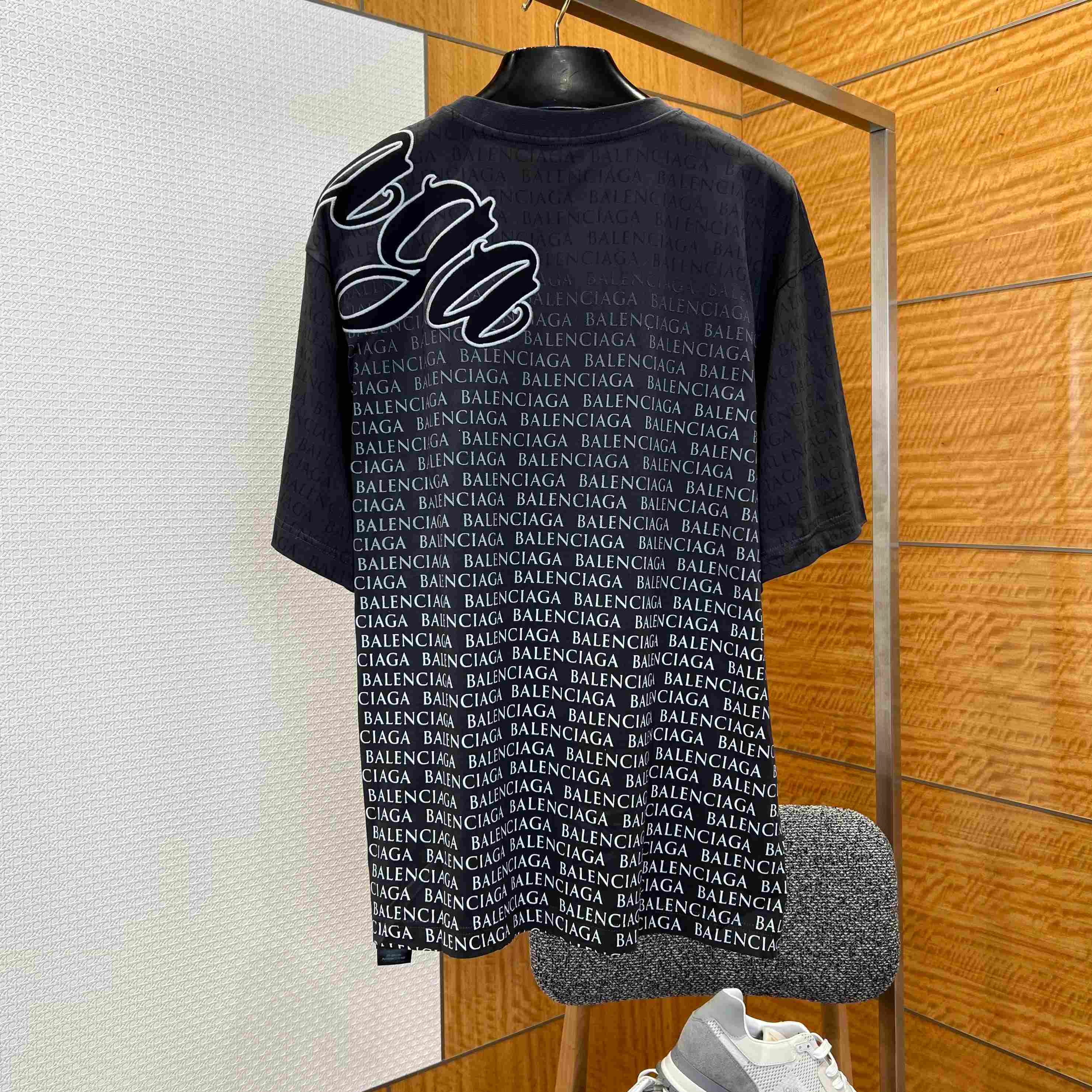 Balenciaga Big B Medium Fit T-shirt in Black/White - DesignerGu