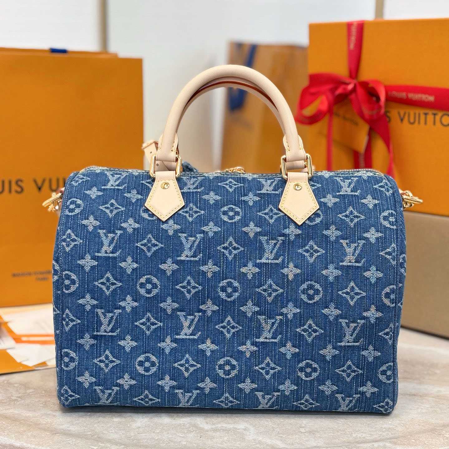 Louis Vuitton Speedy Soft 30 M14430 - DesignerGu