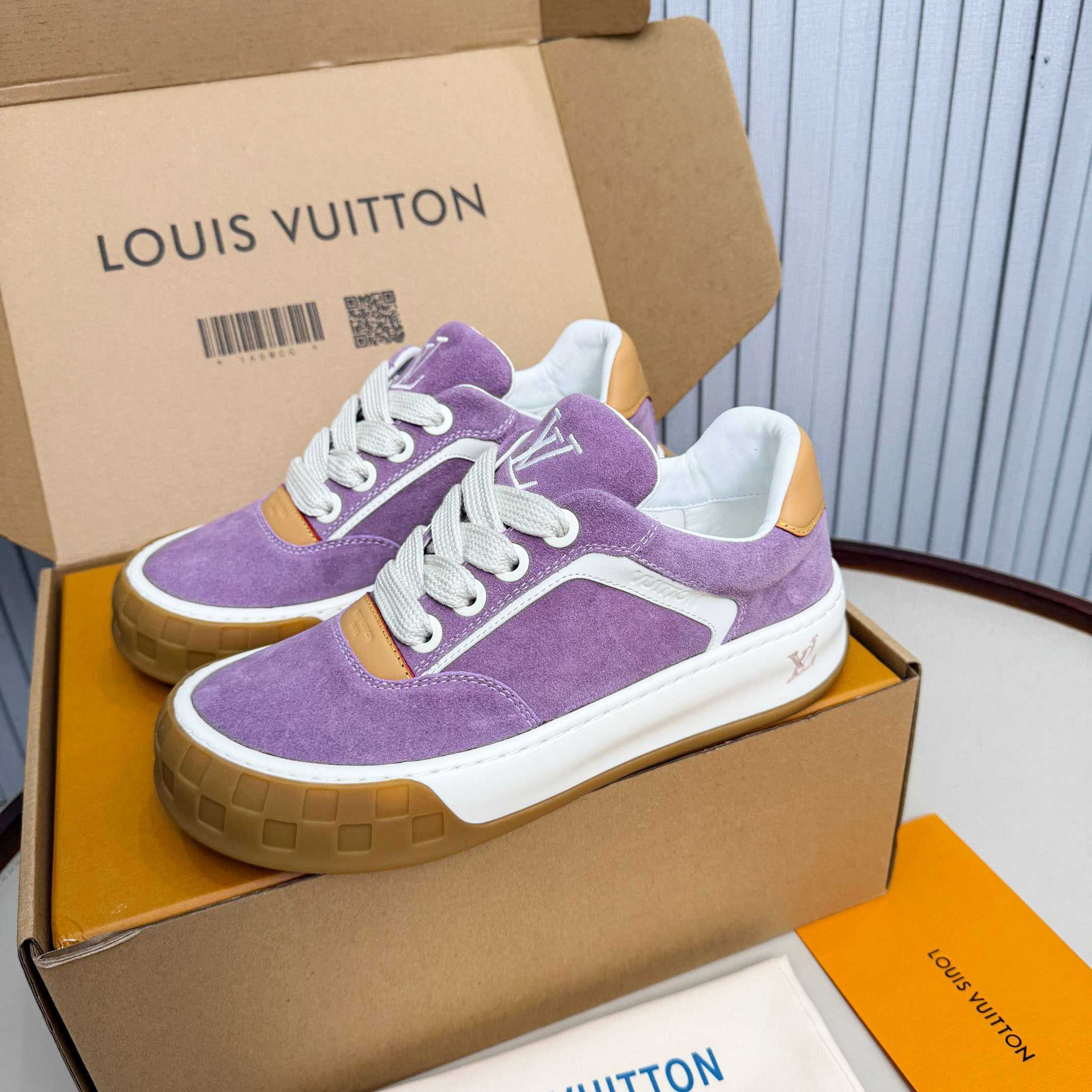 Louis Vuitton LV Tilted Sneaker 1AJTI6 - DesignerGu