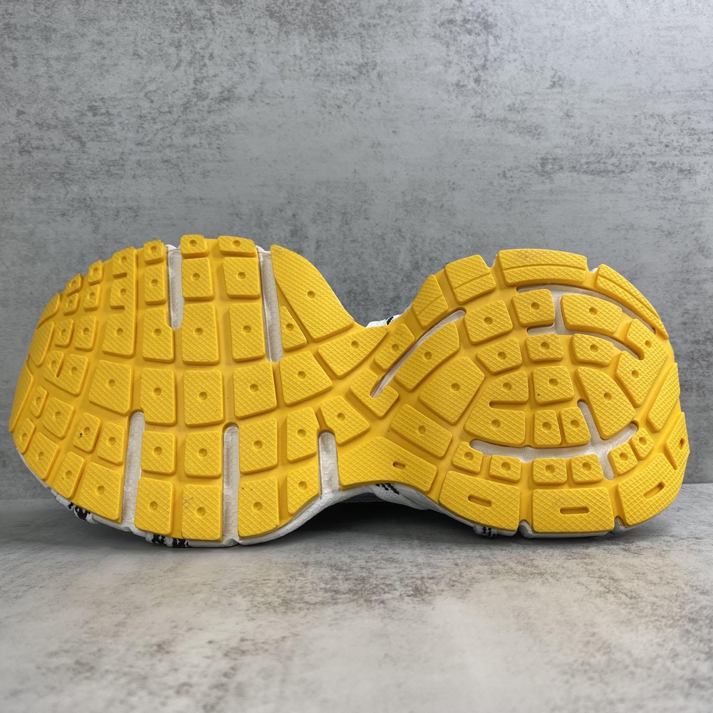 Balenciaga Balenciaga 3XL Extreme Laces Logo Sneaker - DesignerGu