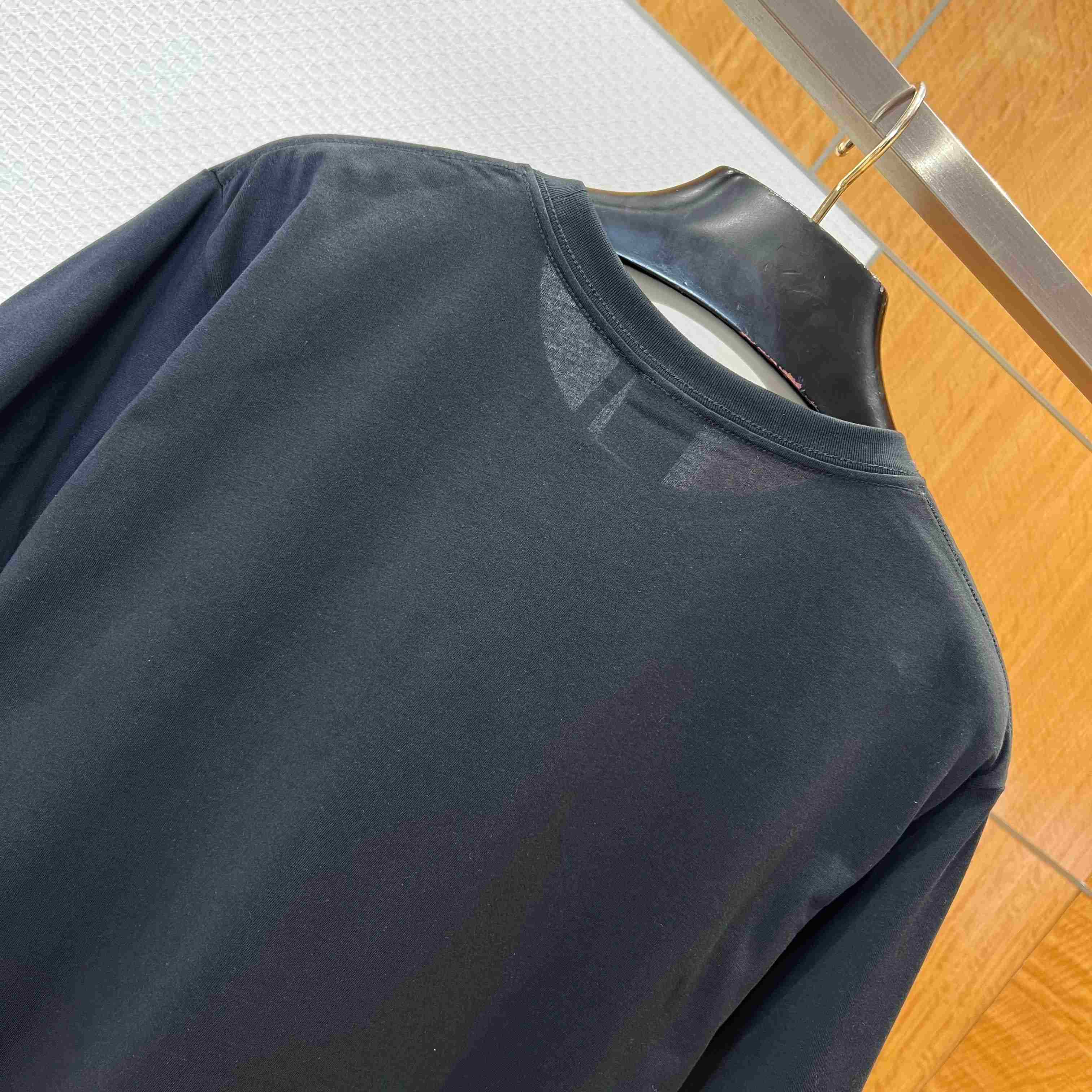 Dior T-Shirt With Book Cover Embroidery And Print, Relaxed Fit - DesignerGu