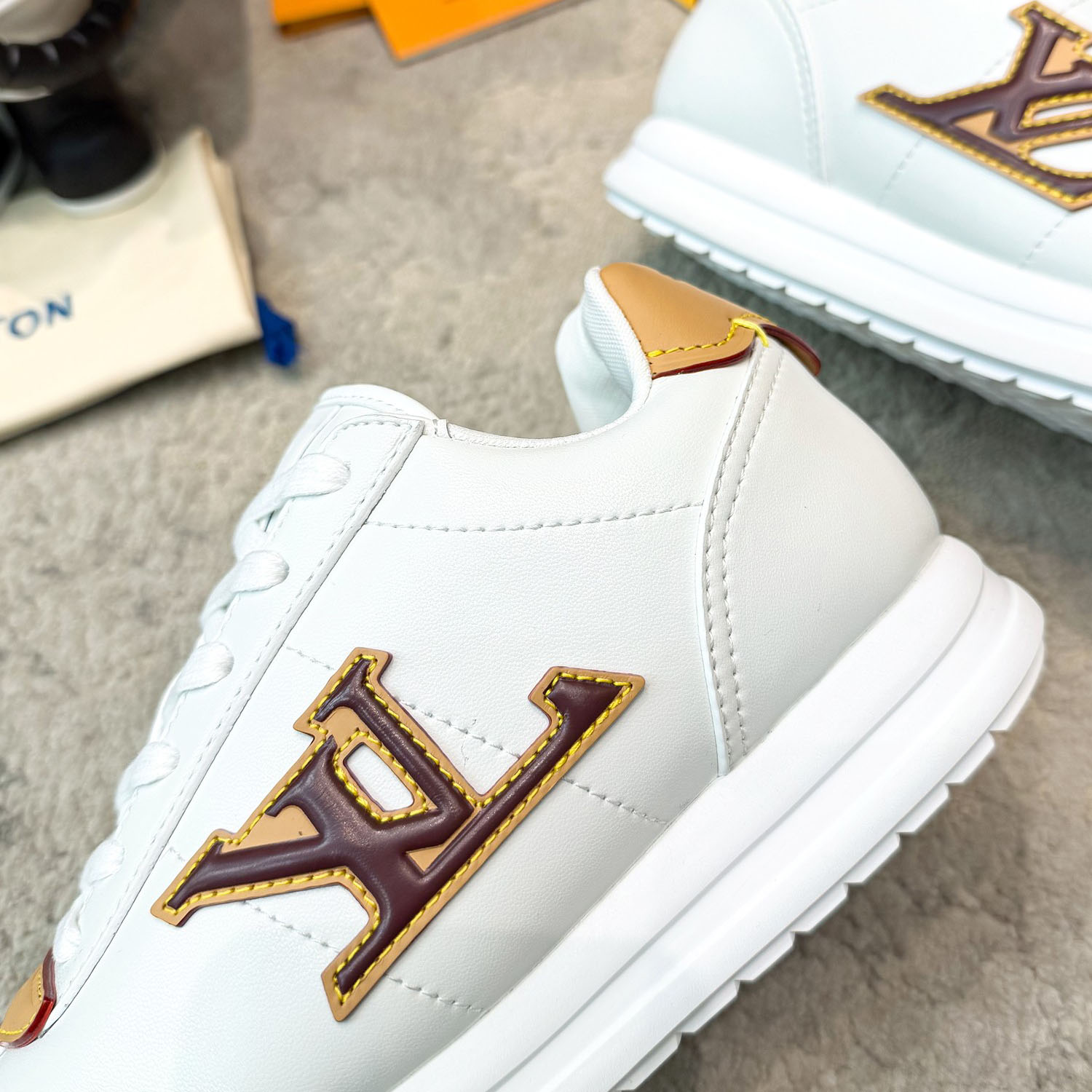 Louis Vuitton LV BUTTERSOFT Sneaker  1AJAQD - DesignerGu