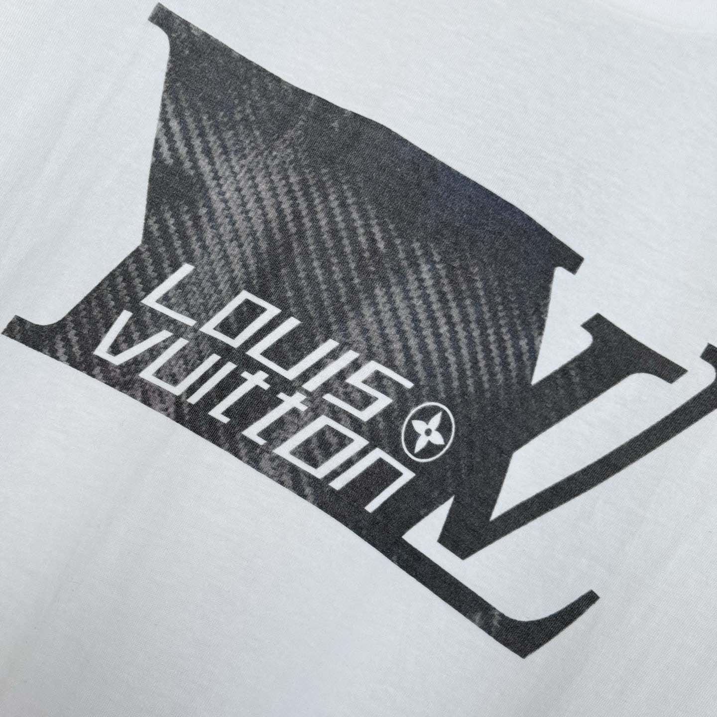 Louis Vuitton Printed Signature T-Shirt     1AJRDA - DesignerGu