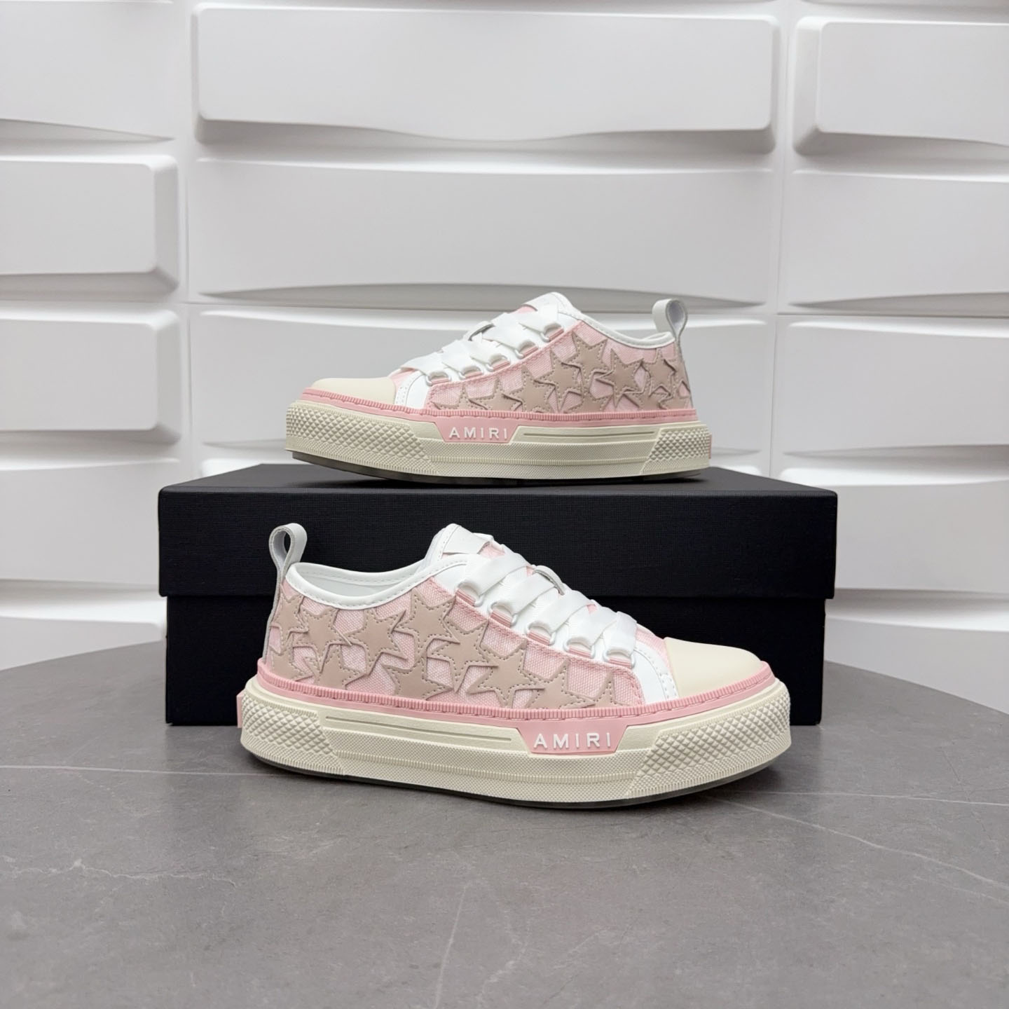 Amiri Stars Low-Top Canvas Platform Sneakers - DesignerGu