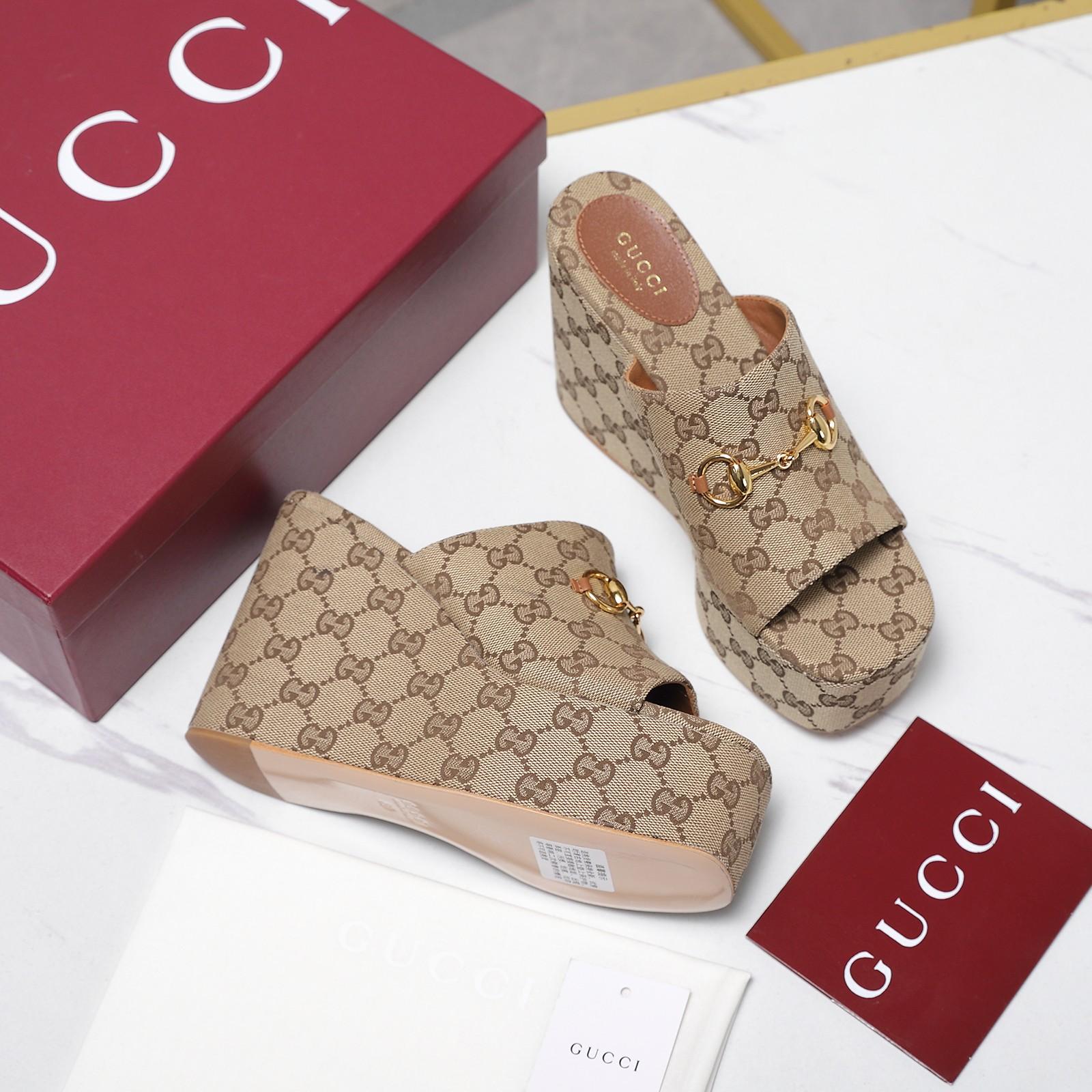 Gucci Wedge Sandal With Horsebit - DesignerGu