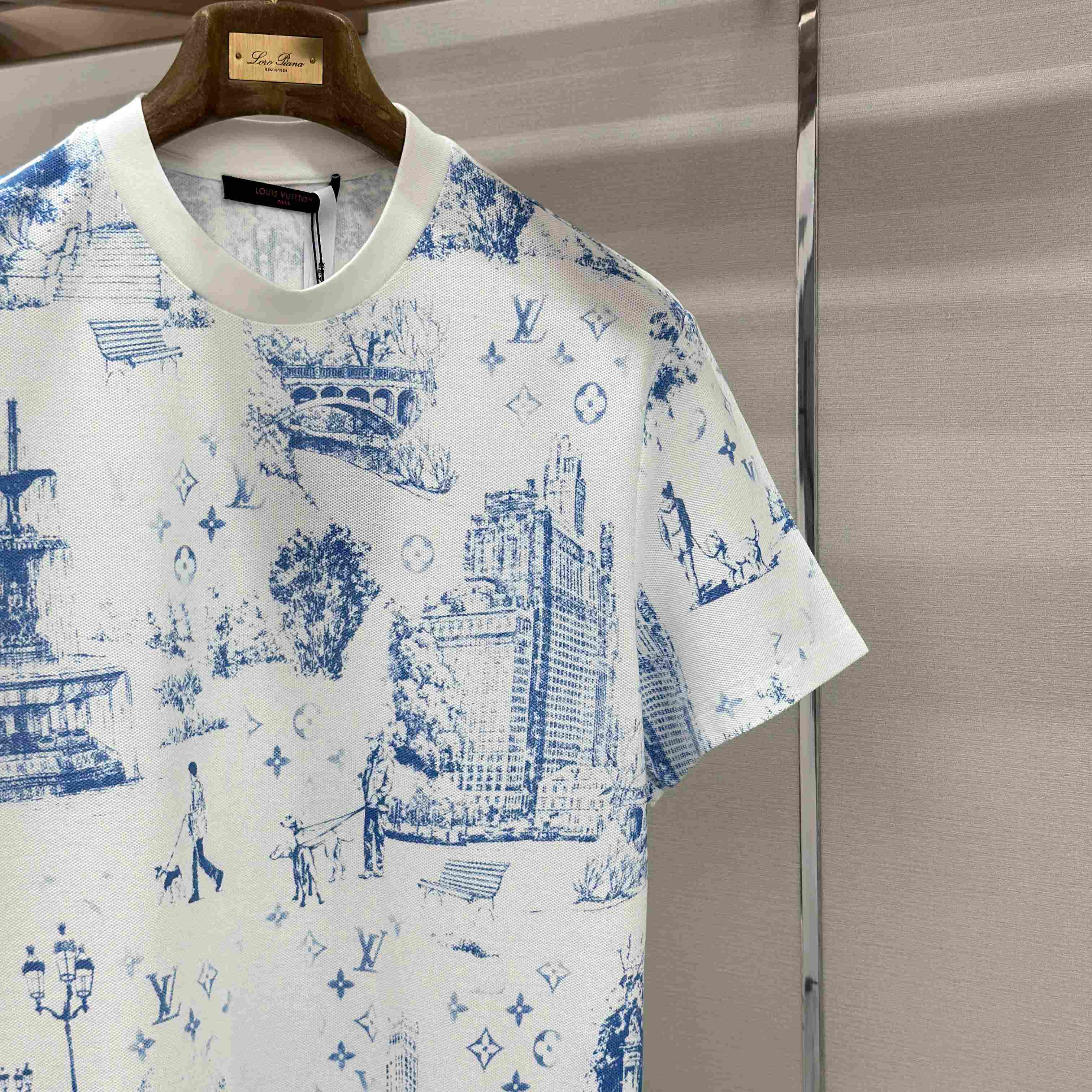 Louis Vuitton Playera en Piqué De Algodón Con Estampado 1AGJZ2 - DesignerGu