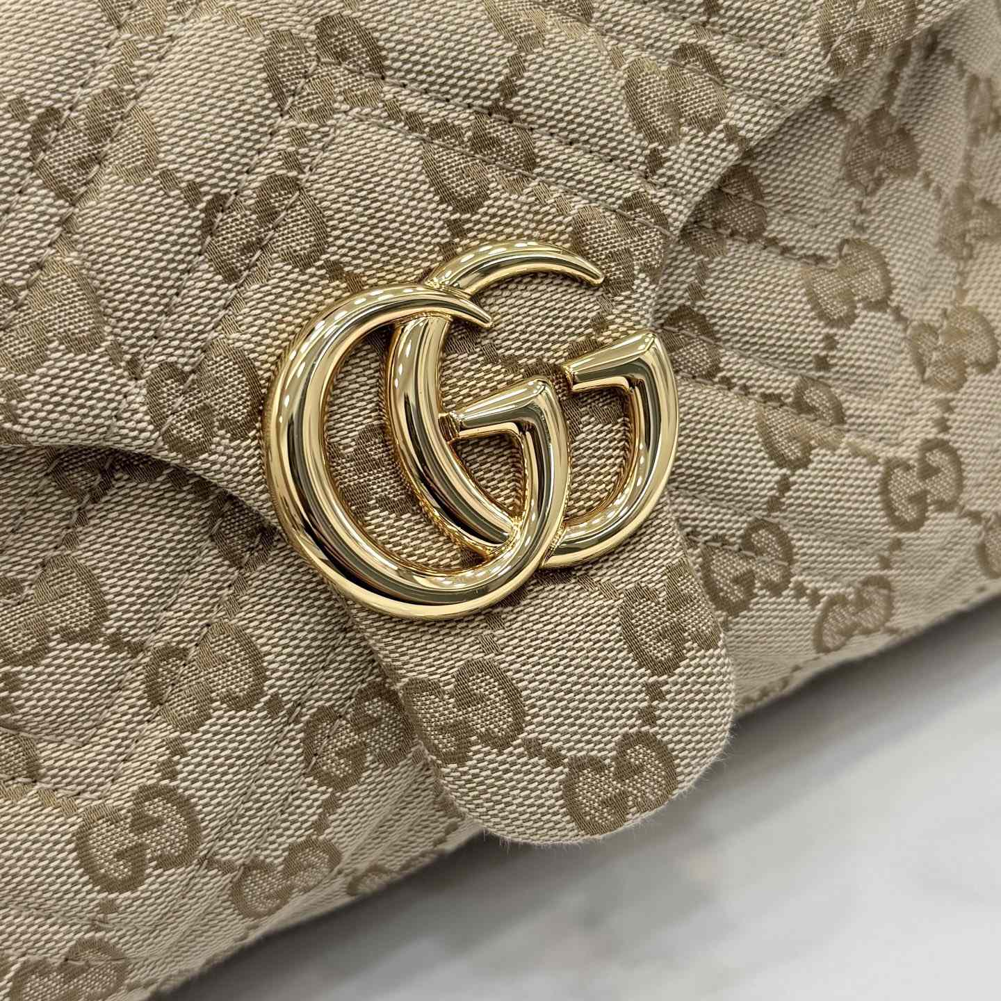 Gucci GG Marmont Small Shoulder Bag - DesignerGu