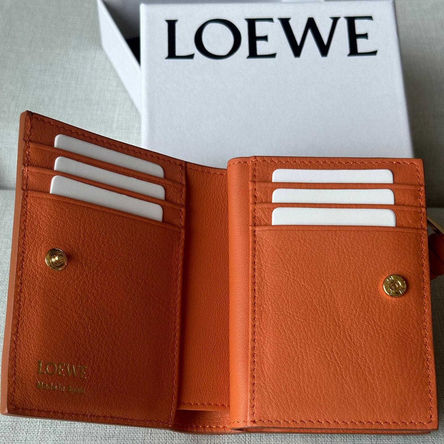 Loewe Knot Compact Wallet - DesignerGu