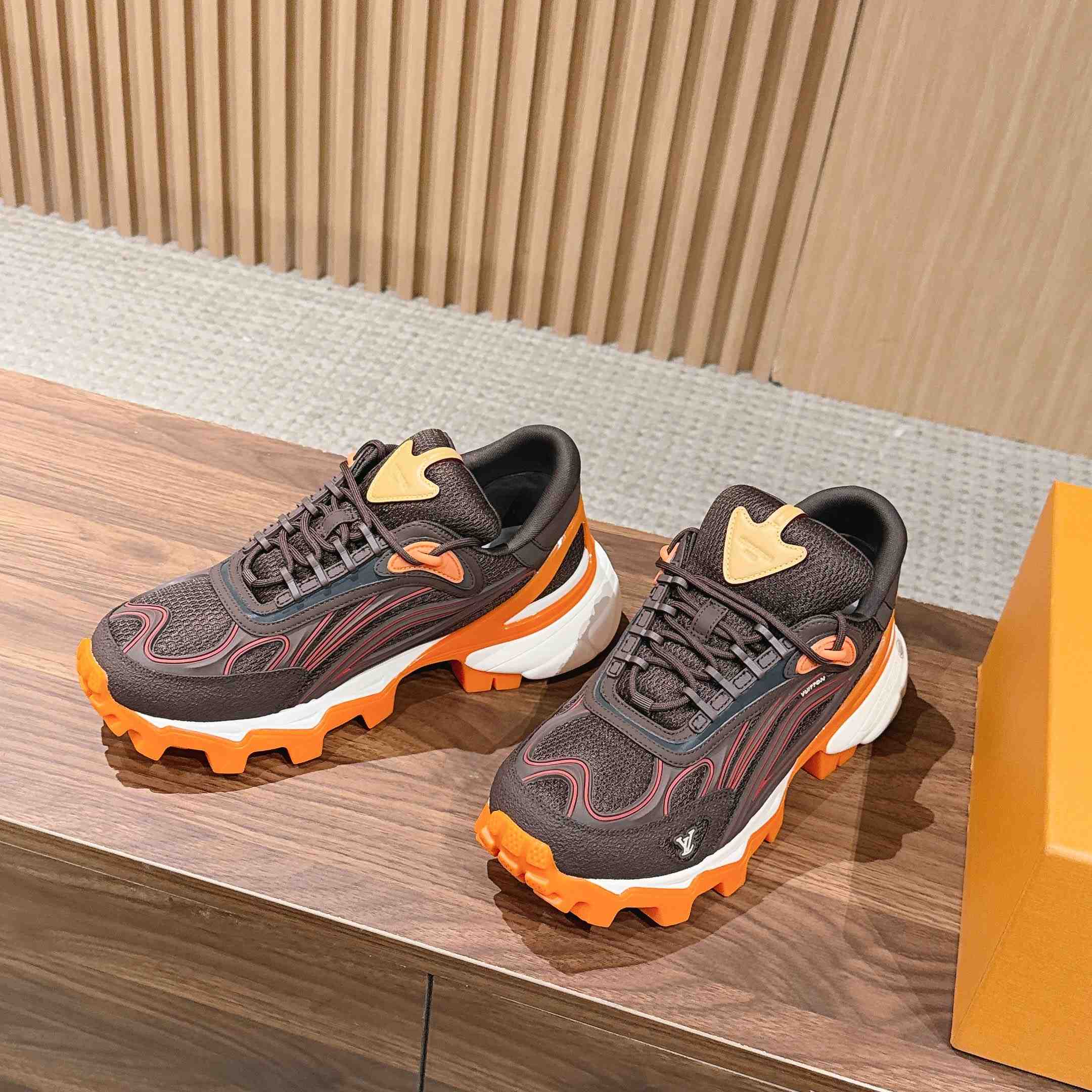 Louis Vuitton Summit Sneaker 1AJAF6 - DesignerGu