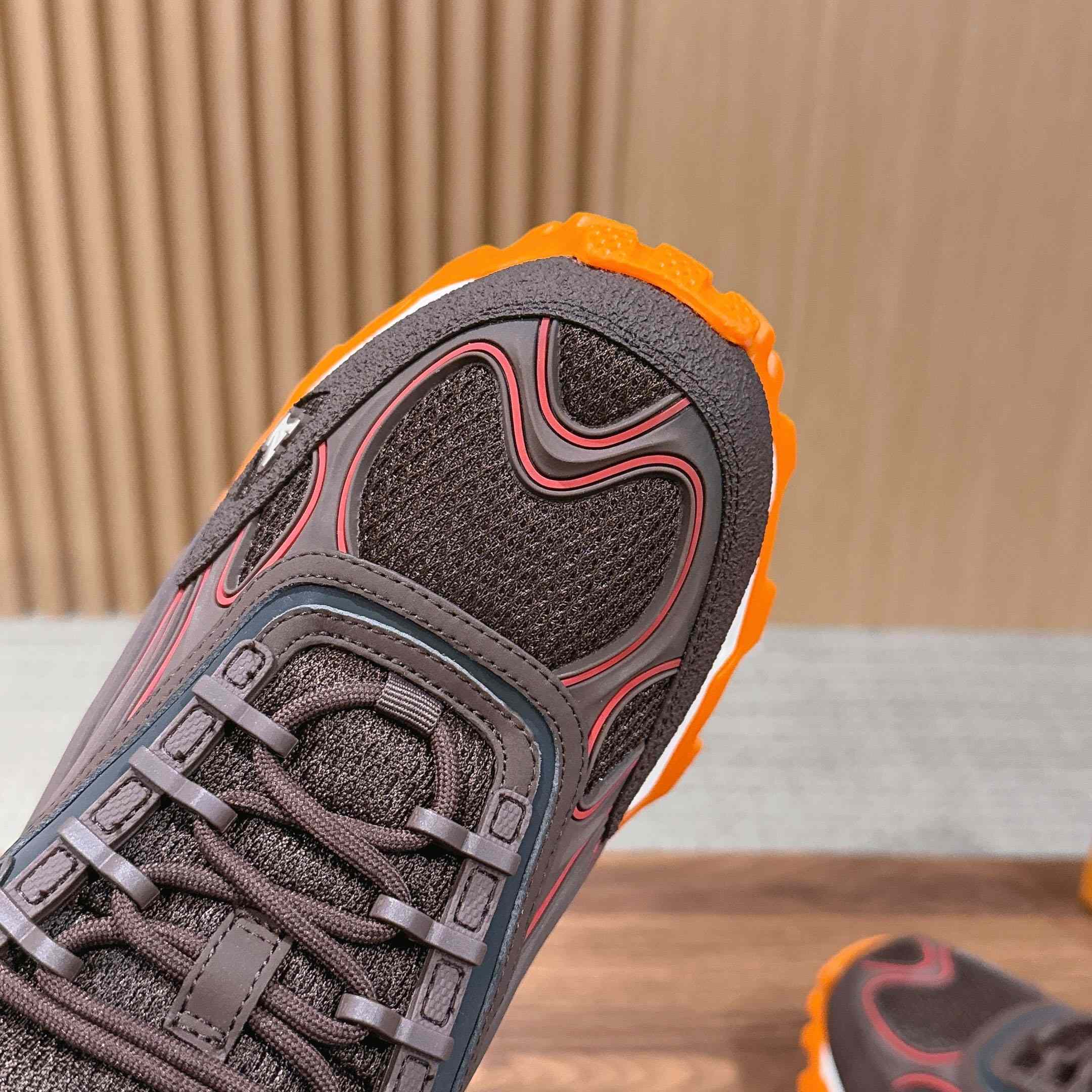 Louis Vuitton Summit Sneaker 1AJAF6 - DesignerGu