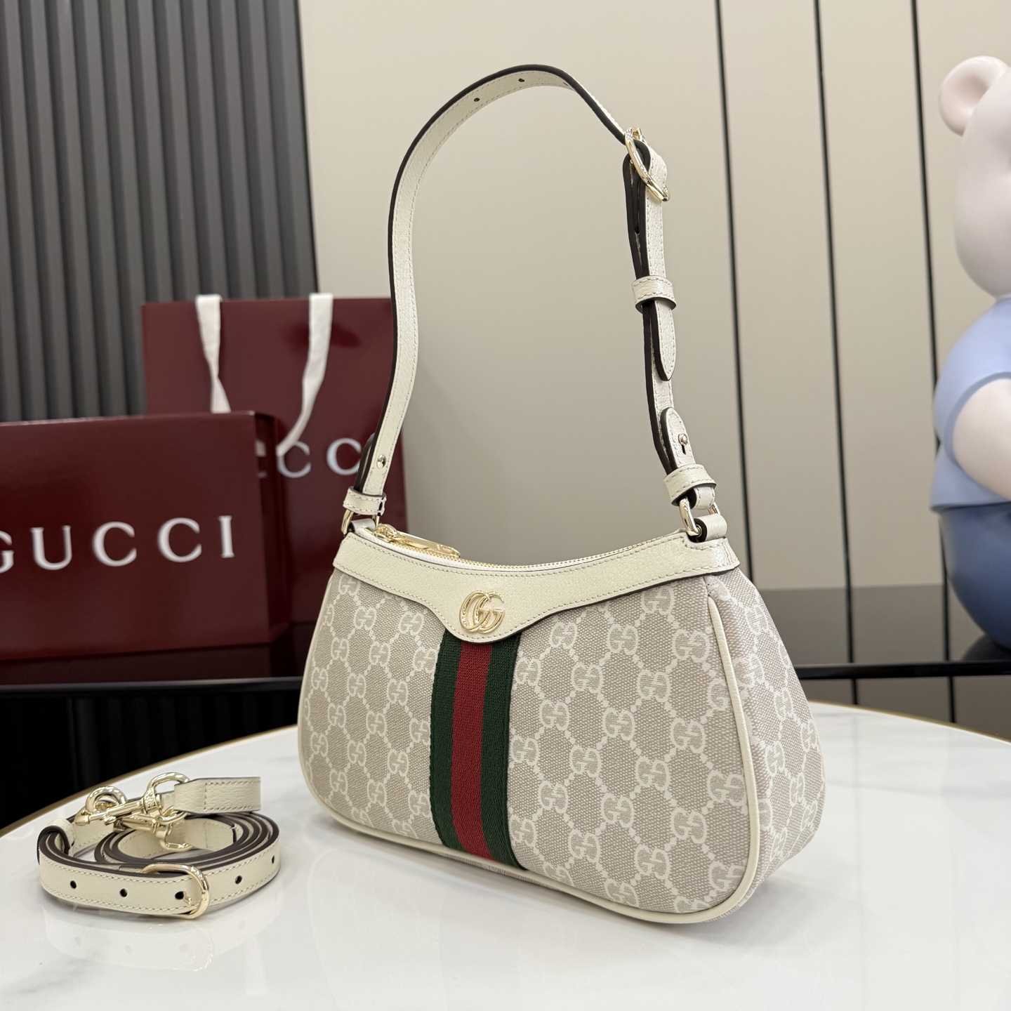 Gucci Ophidia Small Shoulder Bag - DesignerGu