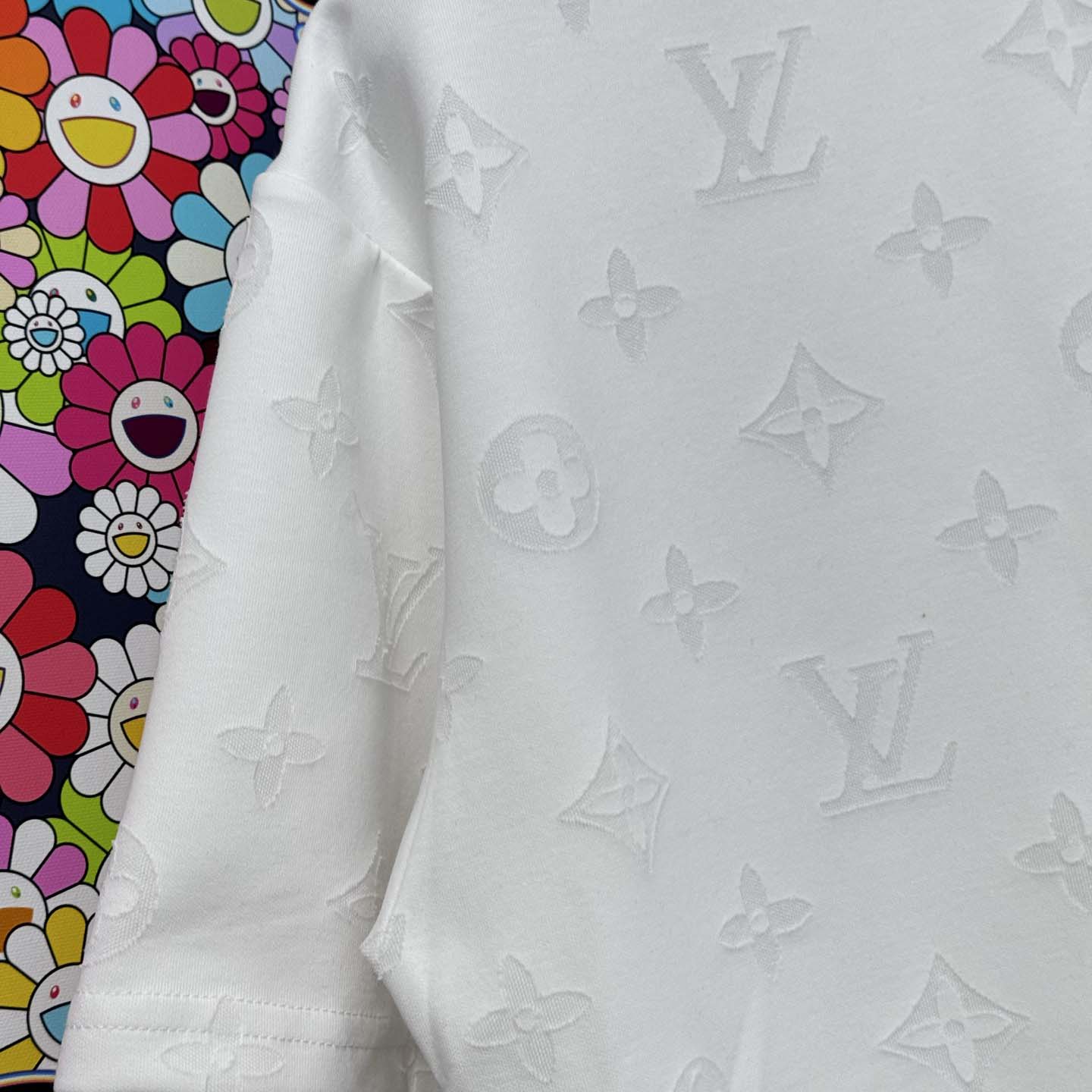 Louis Vuitton Monogram Short-Sleeved Crewneck - DesignerGu
