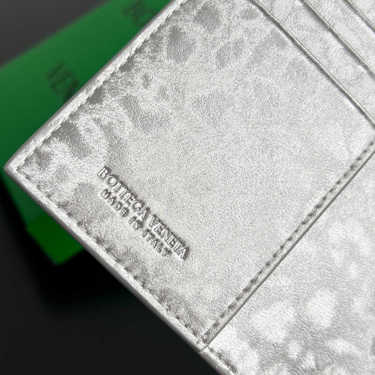 Bottega Veneta Intrecciato Passport Case - DesignerGu