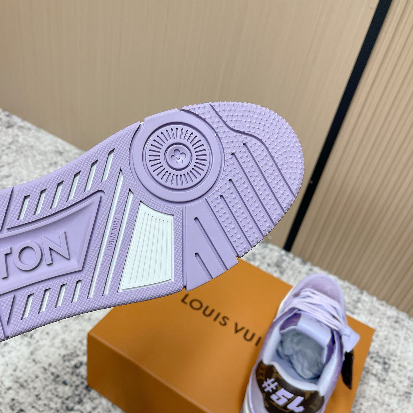 Louis Vuitton LV Trainer Sneaker   1AJTQ5 - DesignerGu