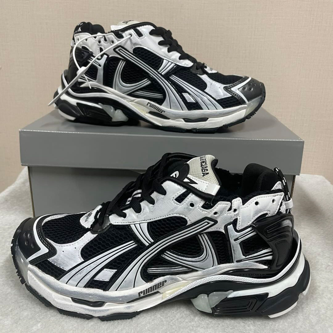 Balenciaga Runner Sneakers - DesignerGu