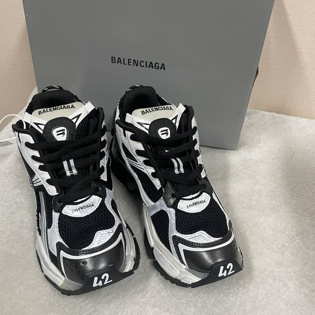 Balenciaga Runner Sneakers - DesignerGu