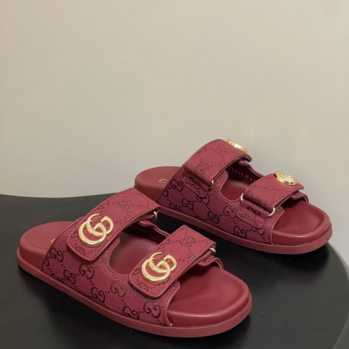 Gucci Sandal With Double G - DesignerGu