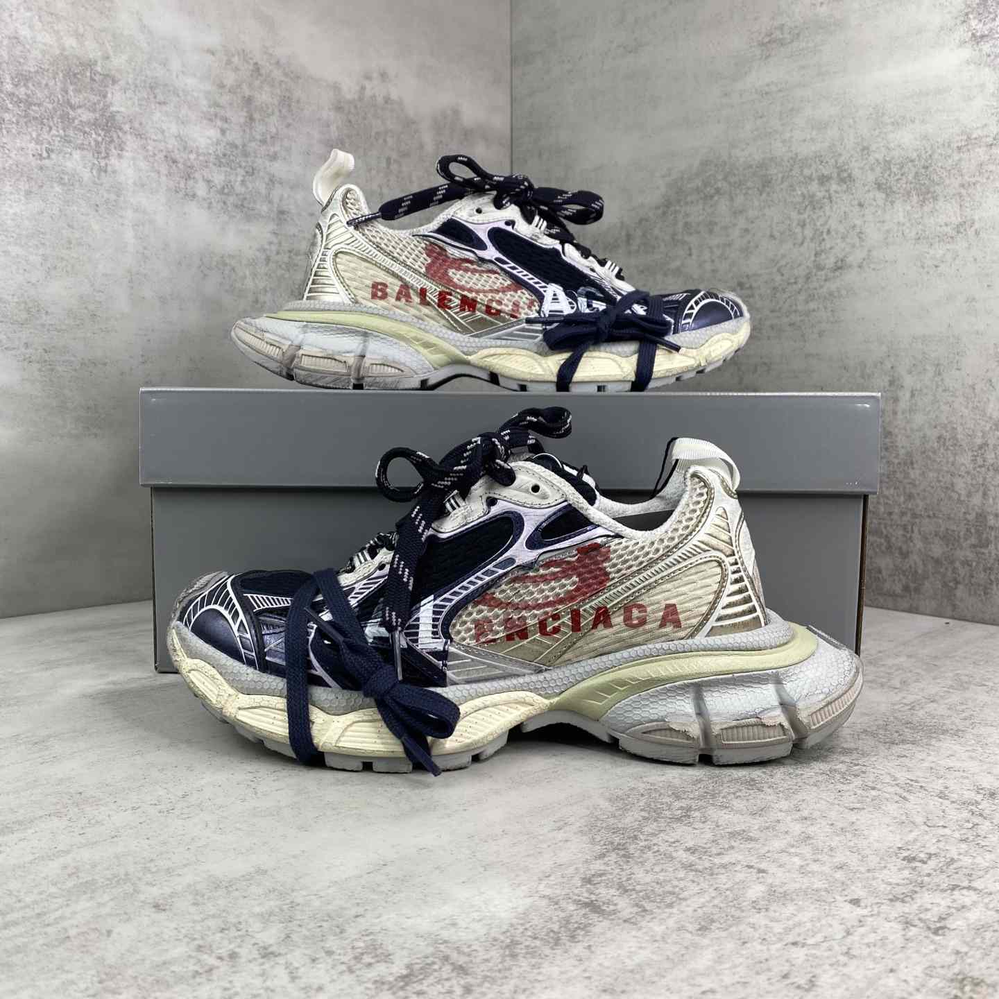 Balenciaga 3XL Split Logo Sneaker - DesignerGu