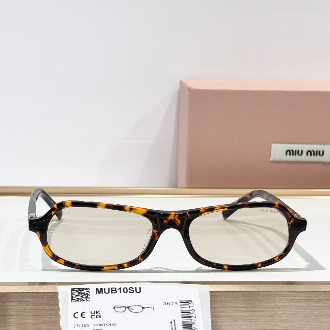 Miu Miu Sunglasses - DesignerGu