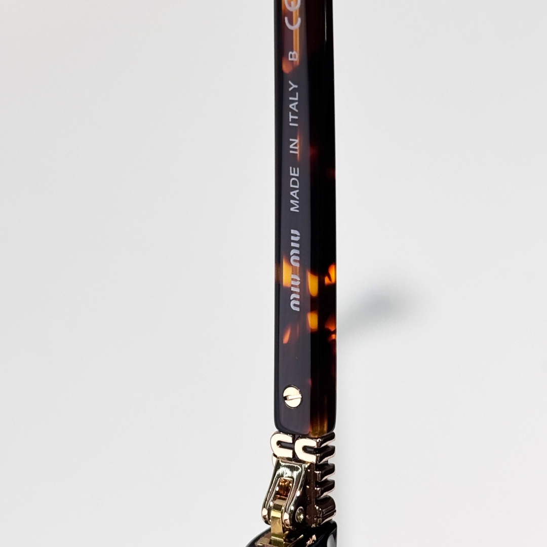 Miu Miu Sunglasses - DesignerGu