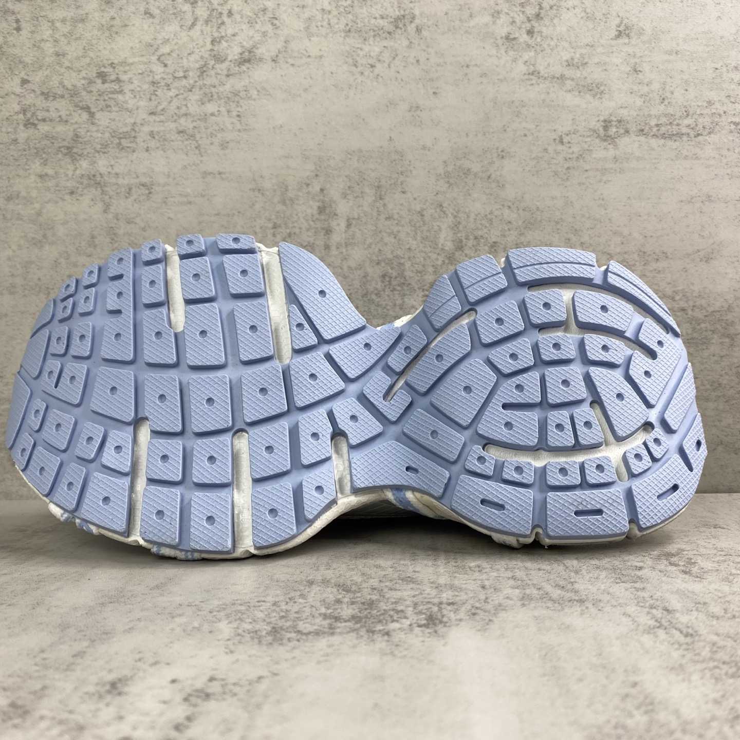 Balenciaga 3XL Extreme Laces Logo Sneaker  - DesignerGu