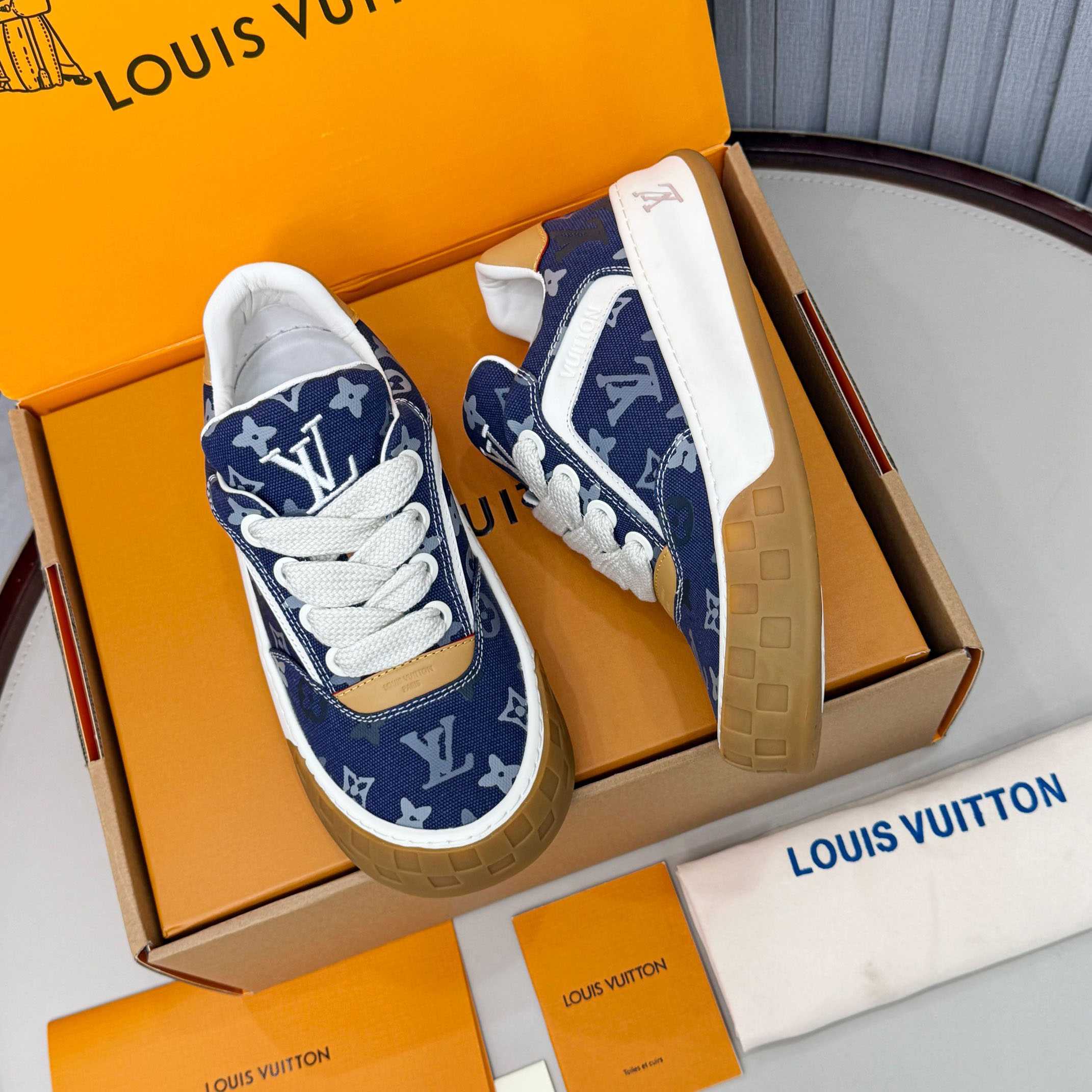 Louis Vuitton LV Tilted Sneaker 1AJCWL - DesignerGu