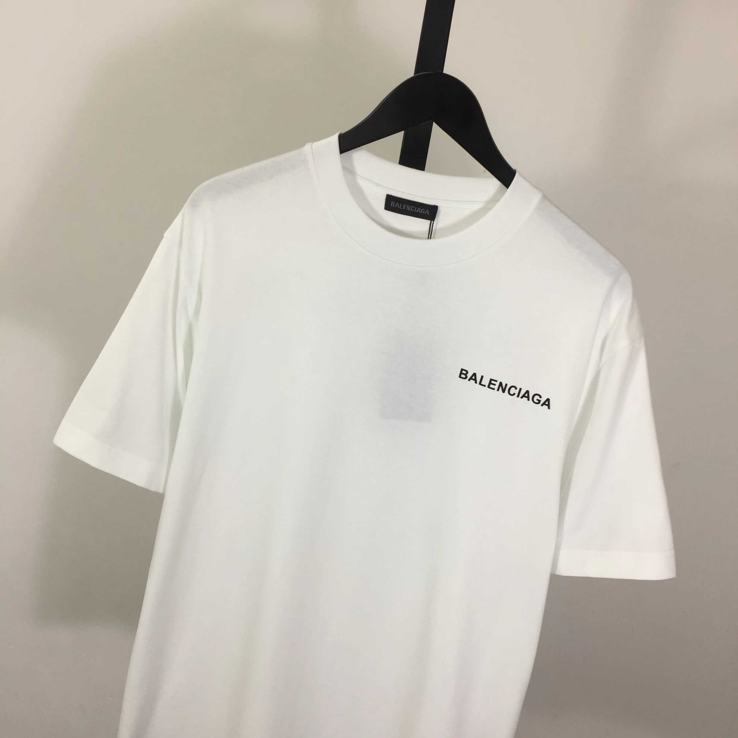 Balenciaga  T-shirt Medium Fit  - DesignerGu