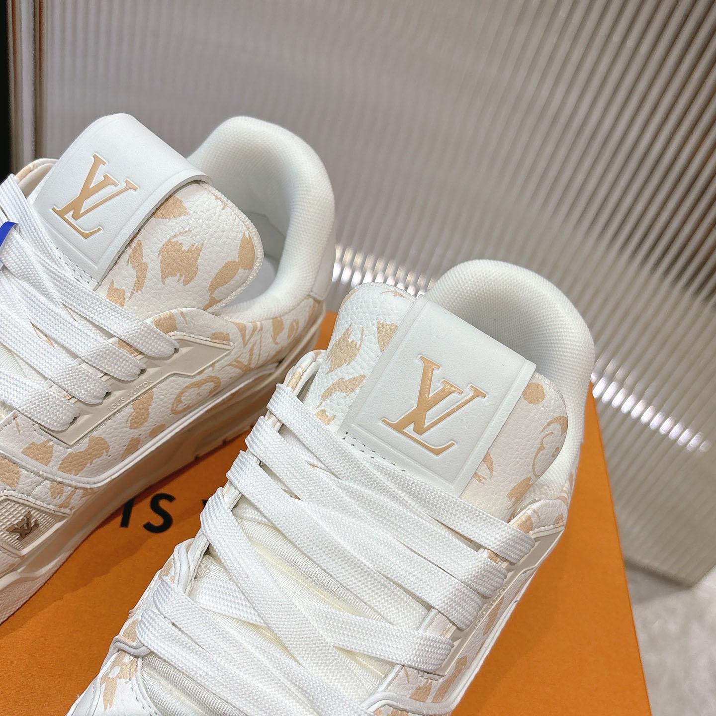 Louis Vuitton LV Trainer Sneaker   1AJJVN - DesignerGu