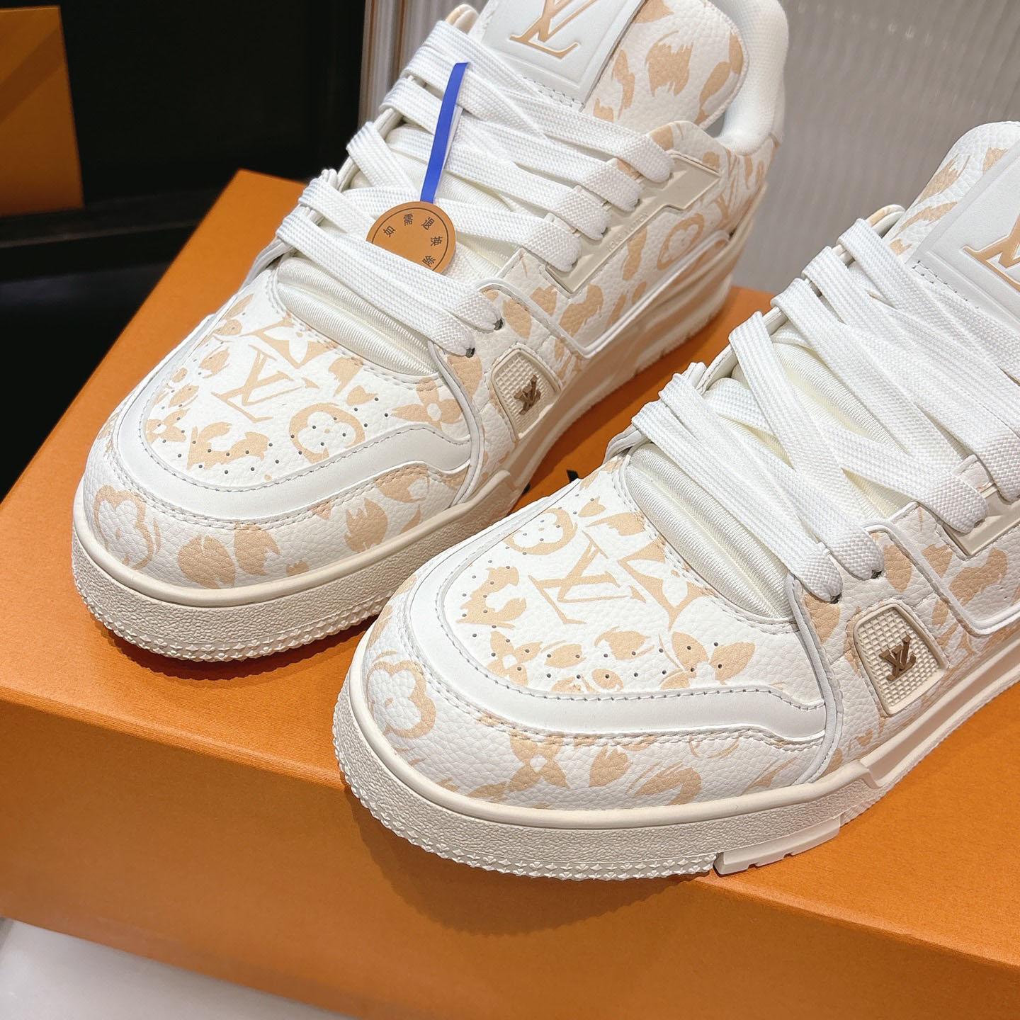 Louis Vuitton LV Trainer Sneaker   1AJJVN - DesignerGu