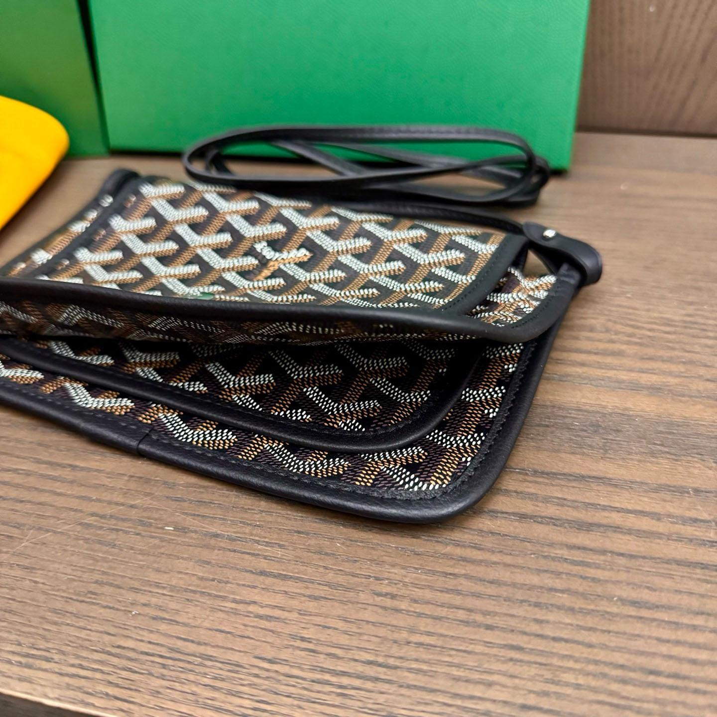 Goyard Plumet Pocket Wallet - DesignerGu