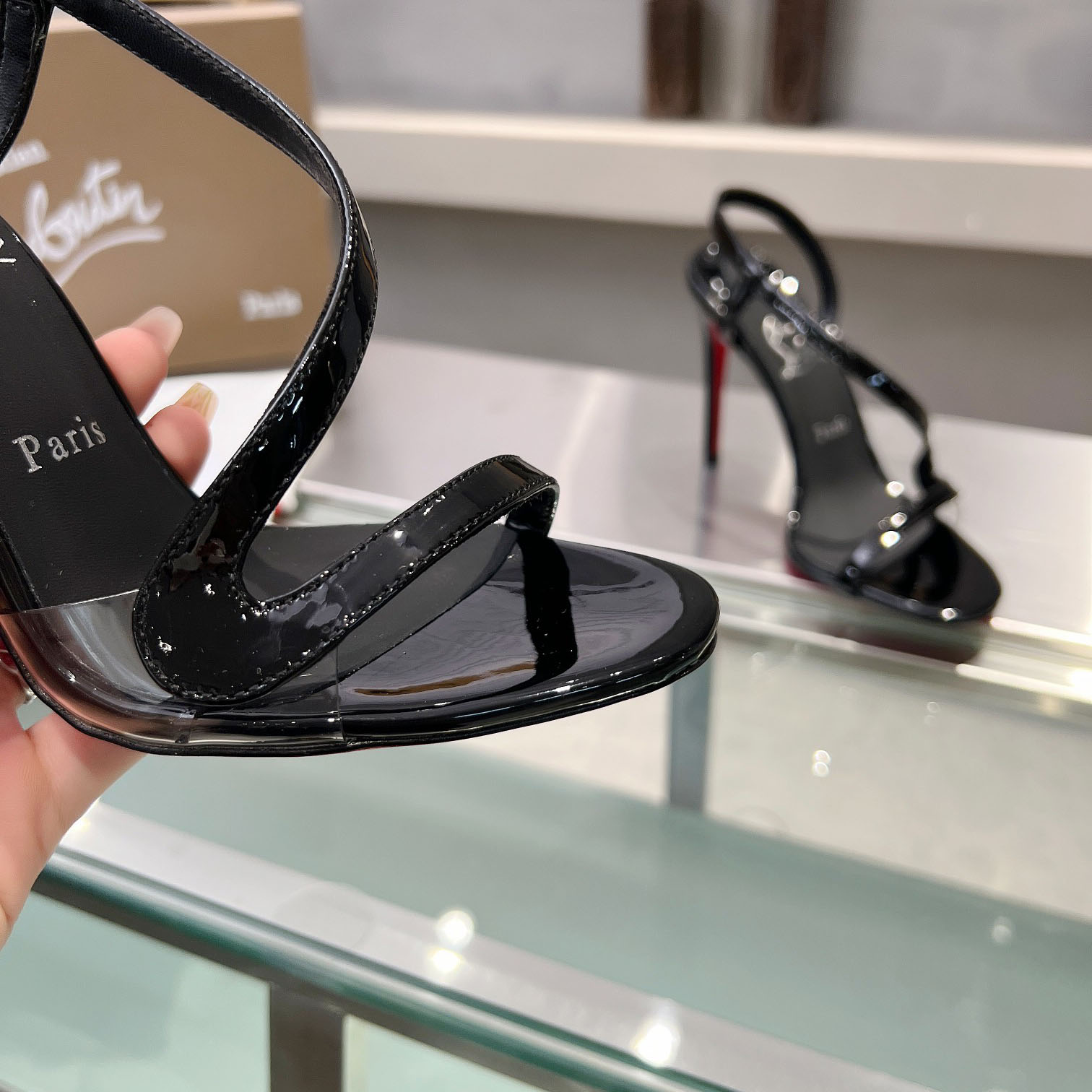 Christian Louboutin Rosa Z  100 mm Sandals  Patent Calf Leather - Black  - DesignerGu