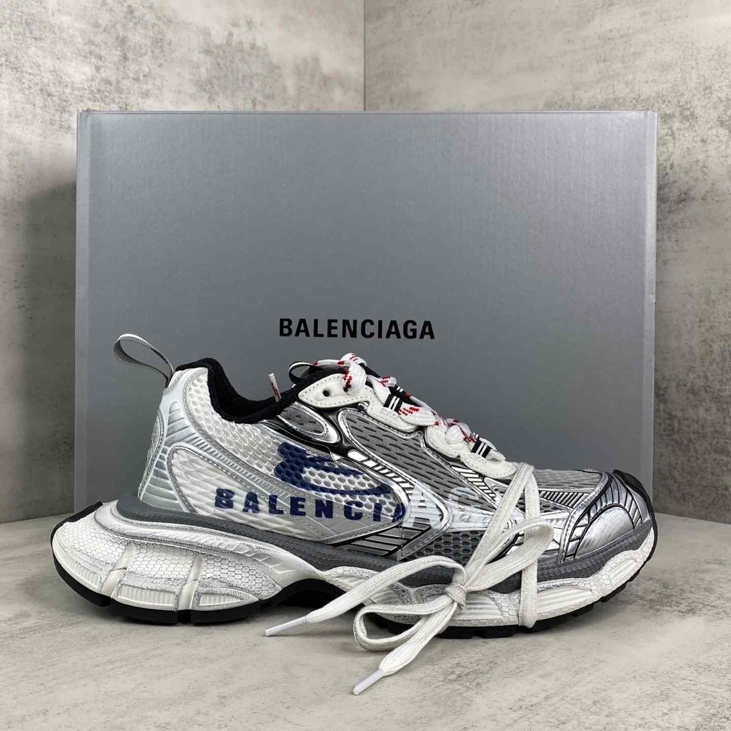 Balenciaga 3XL Split Logo Sneaker  - DesignerGu