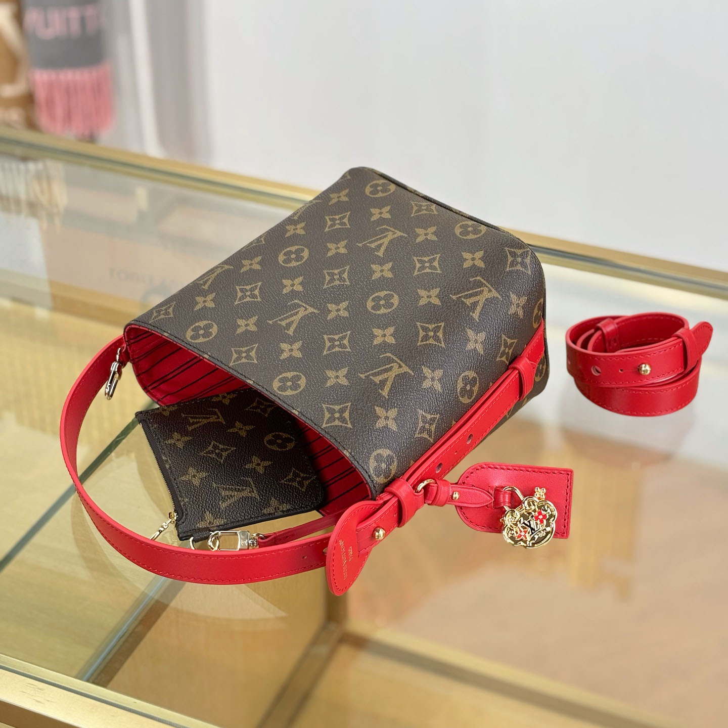 Louis Vuitton All In BB M28317 - DesignerGu