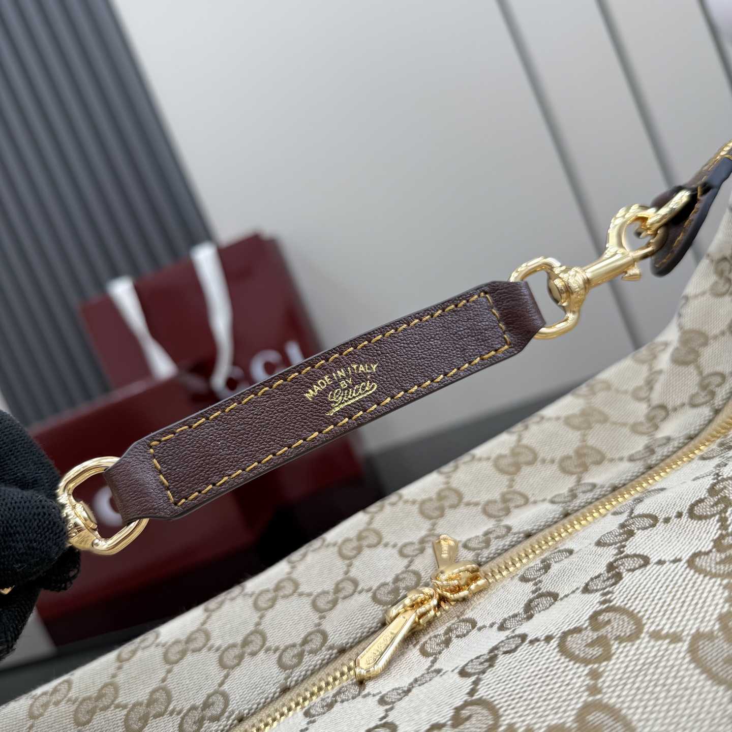 Gucci Brera Medium Crossbody Bag - DesignerGu