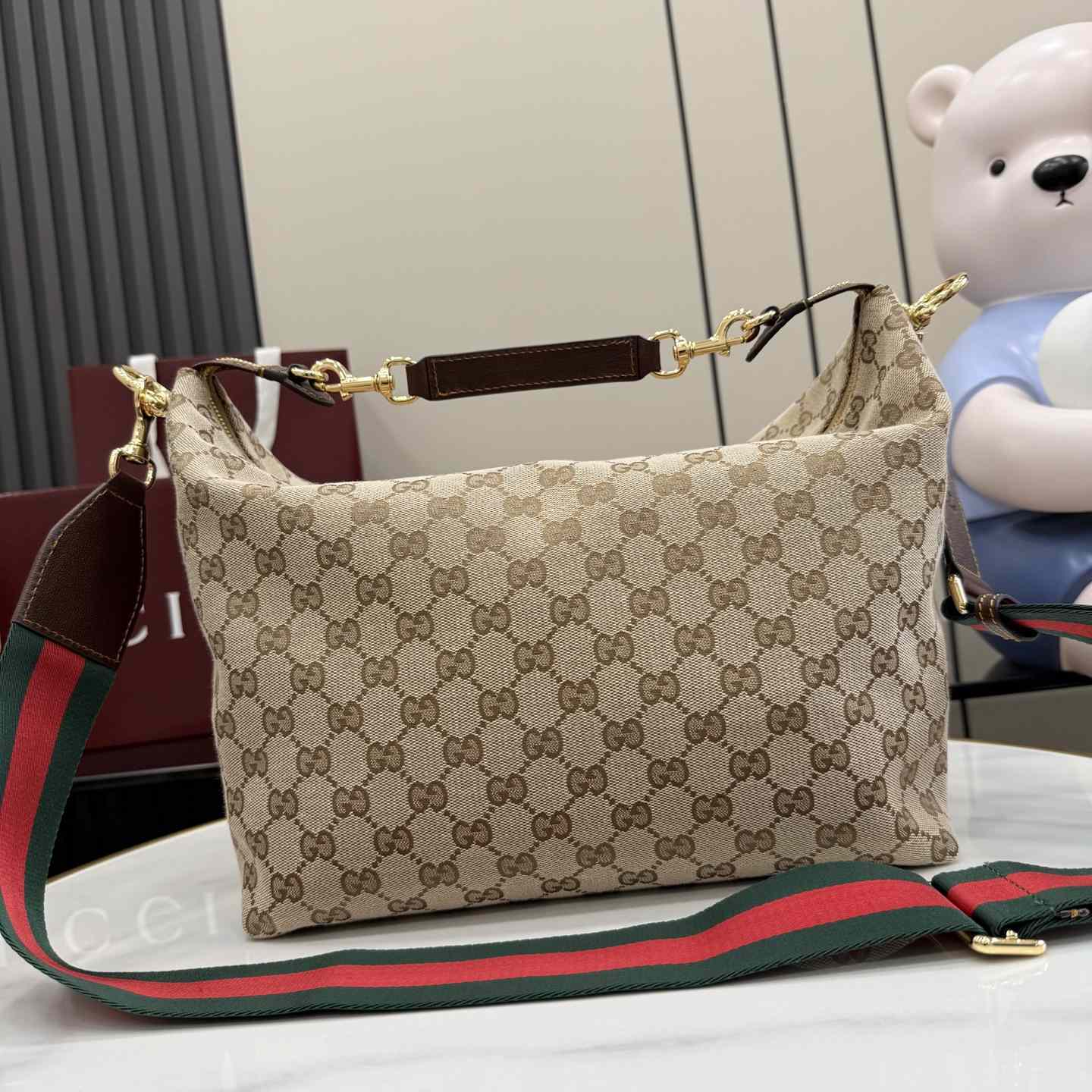 Gucci Brera Medium Crossbody Bag - DesignerGu