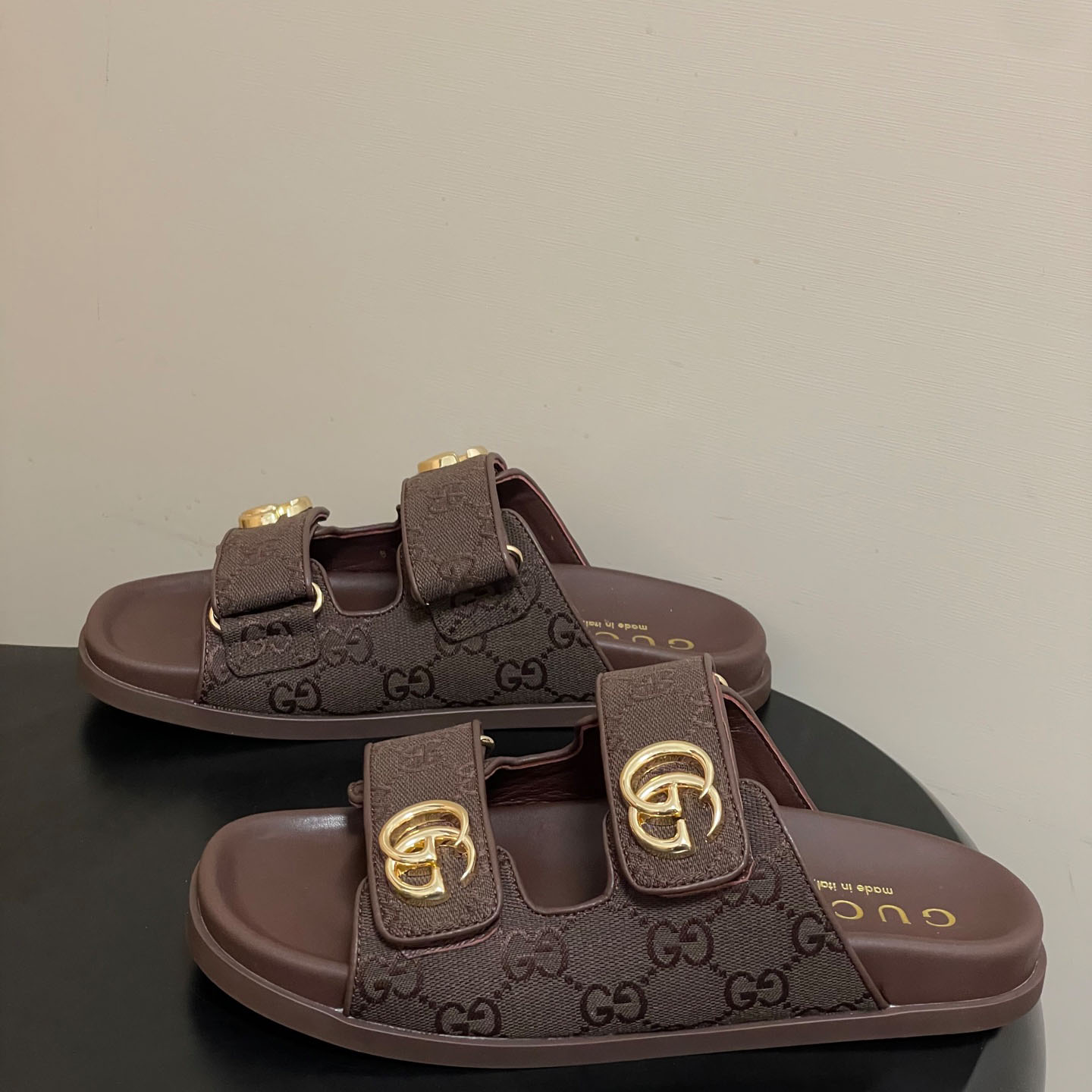 Gucci Sandal With Double G - DesignerGu