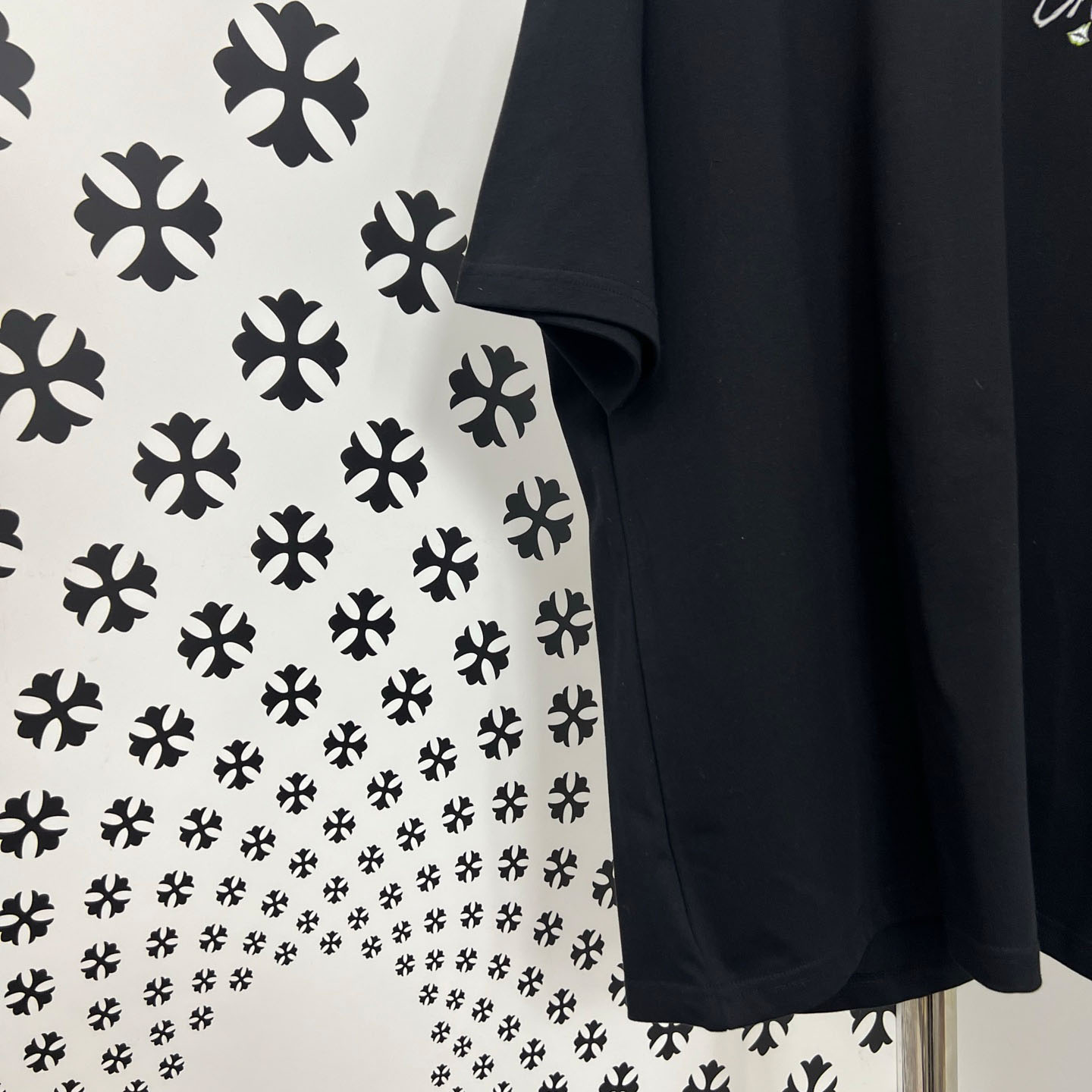 Chrome Hearts Double-Sided CAUTION Script Lips Cross Print Tee - DesignerGu