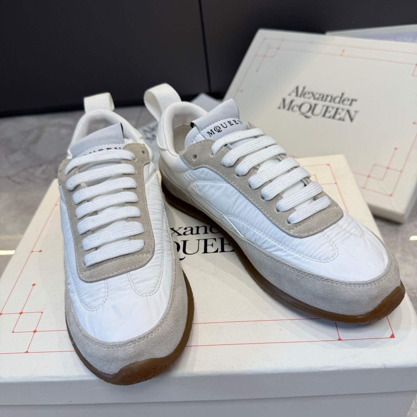 Alexander McQueen EC1 Sneaker In White - DesignerGu
