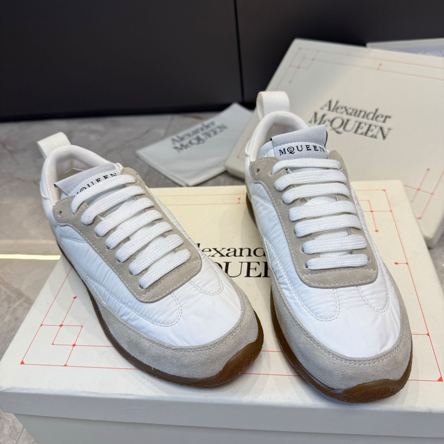 Alexander McQueen EC1 Sneaker In White - DesignerGu