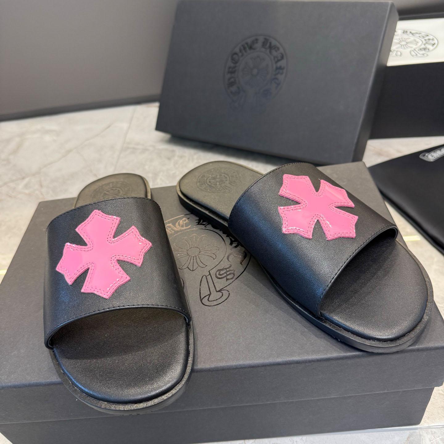Chrome Hearts Pink Patent Plus Patch Slide Slippers - DesignerGu