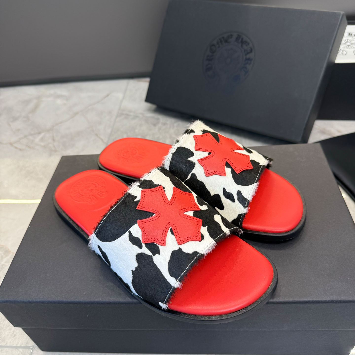 Chrome Hearts Cross Patch Cow Slides - DesignerGu