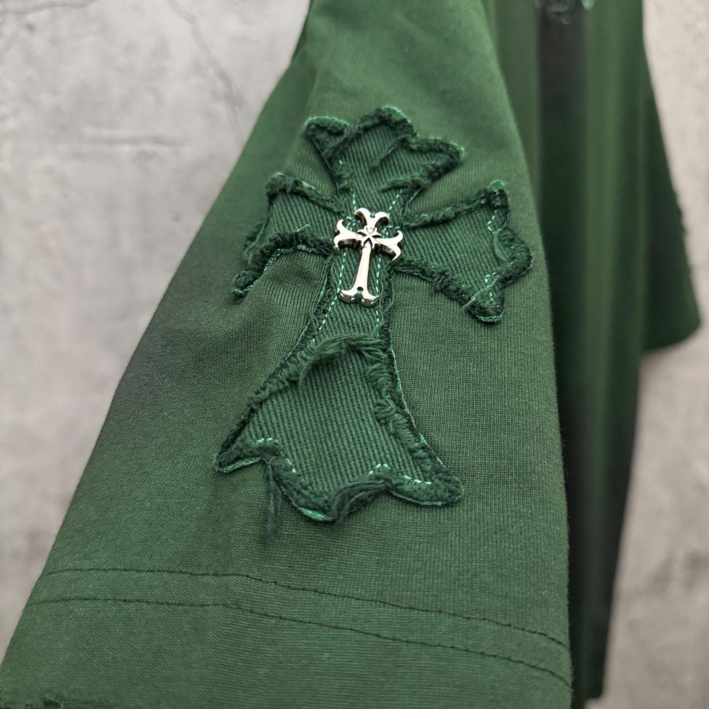 Chrome Hearts Green Hand-Embroidered Distressed Cross  Crewneck Tee - DesignerGu
