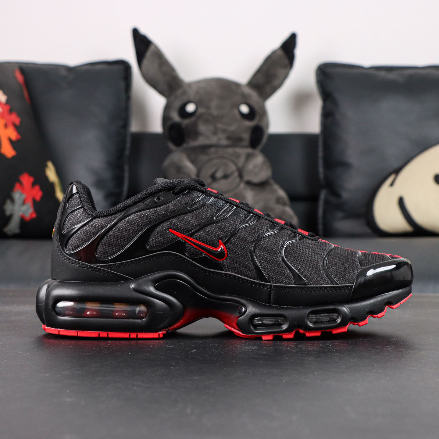 Nike Air Max Plus 'Sith Lightsaber'  IM4868-010  - DesignerGu