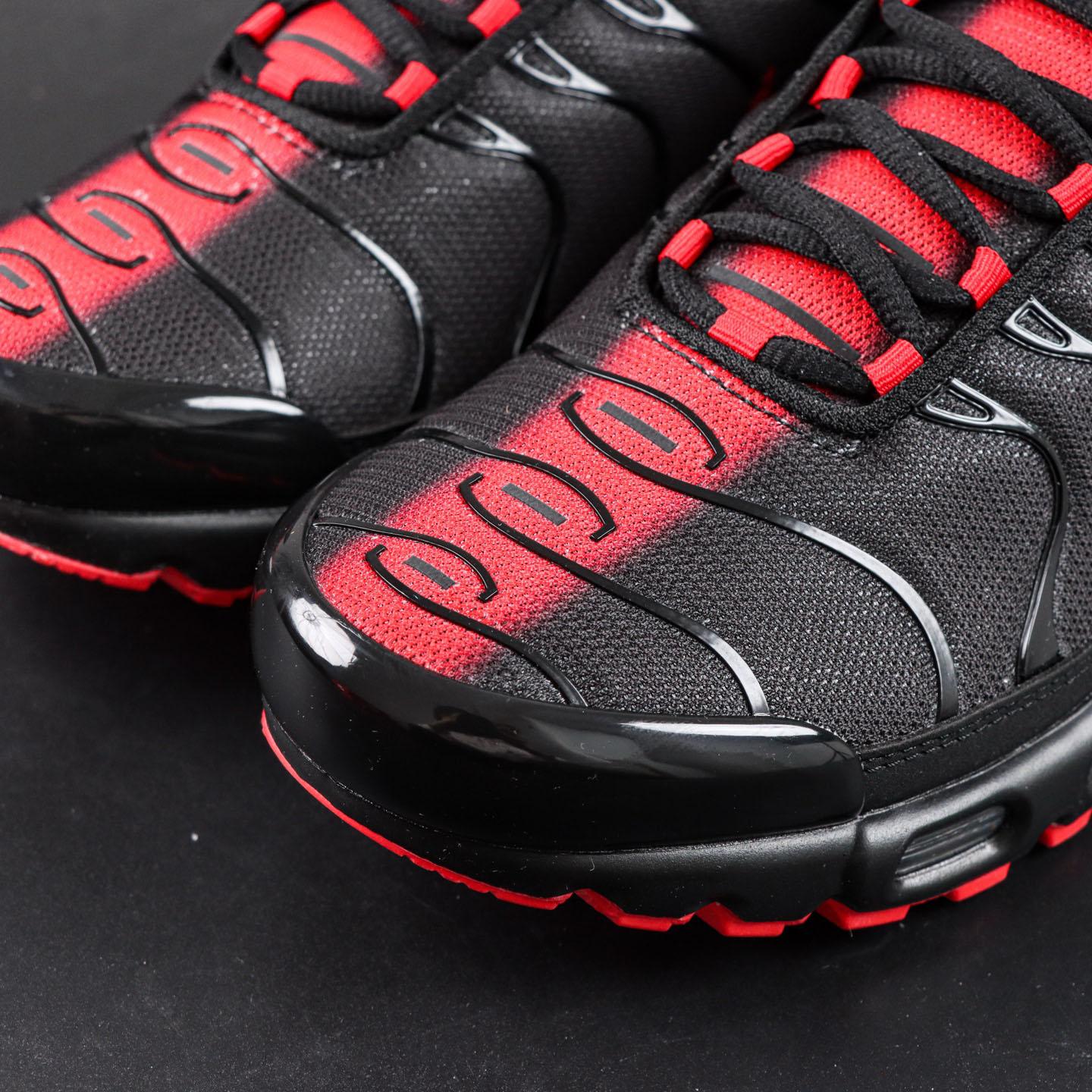 Nike Air Max Plus 'Sith Lightsaber'  IM4868-010  - DesignerGu