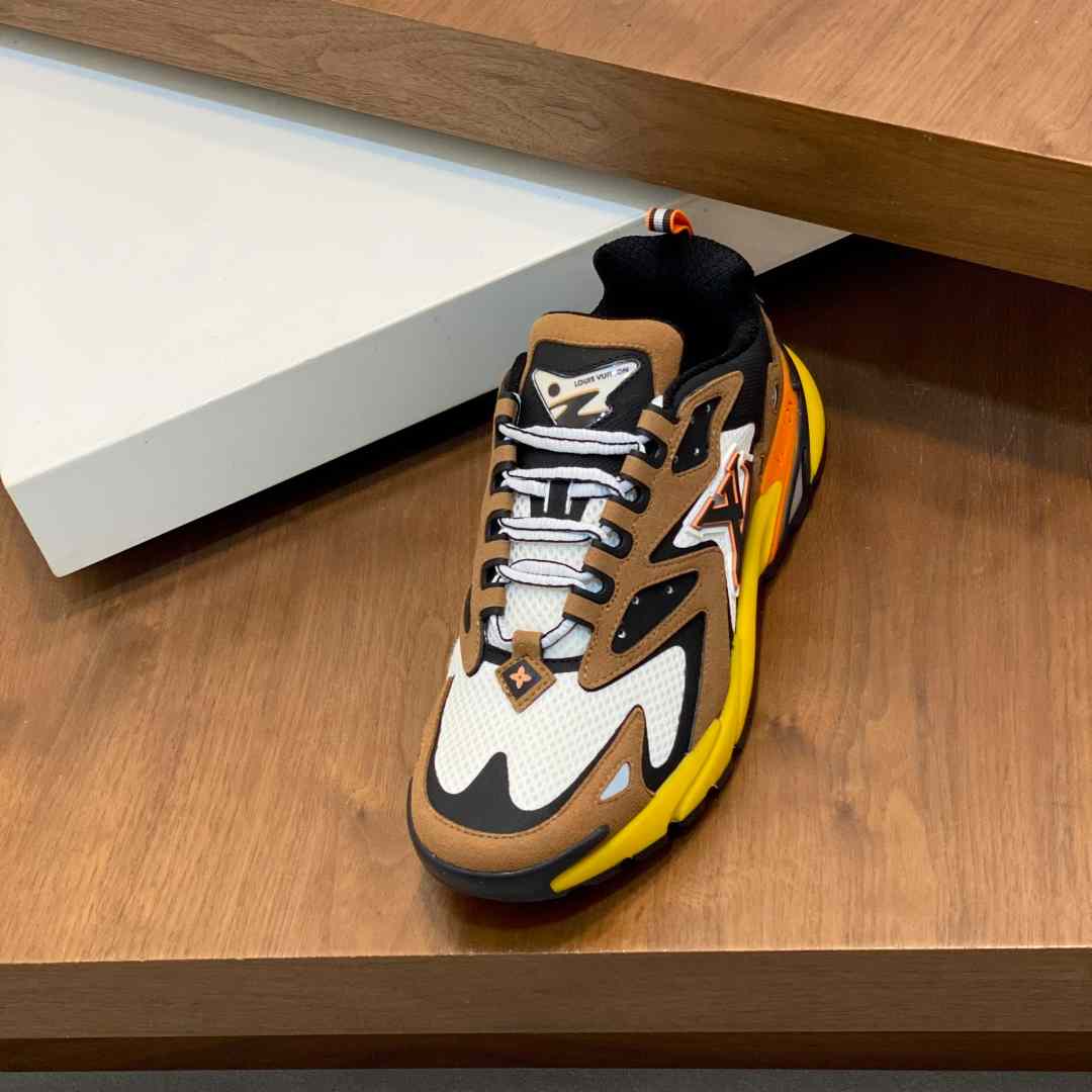 Louis Vuitton  Runner Tatic Sneaker  - DesignerGu